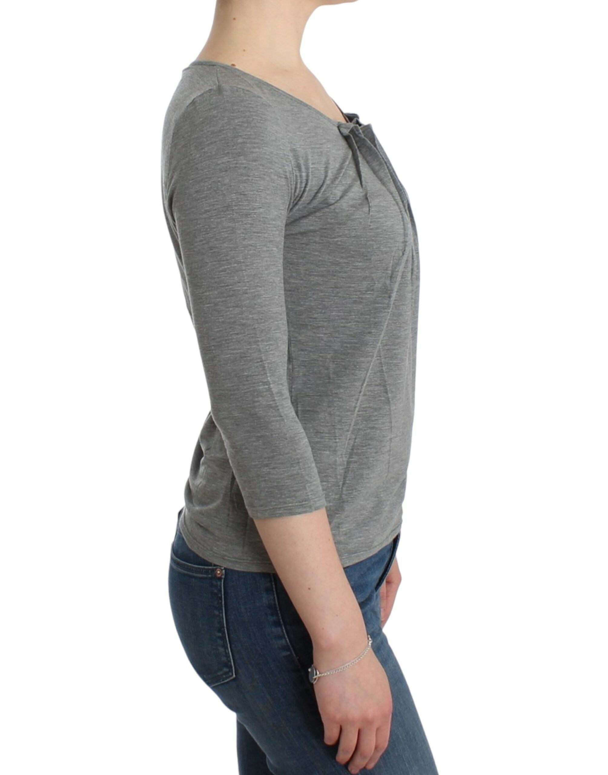 Elegant Gray Cashmere-Blend Jumper - ventzia