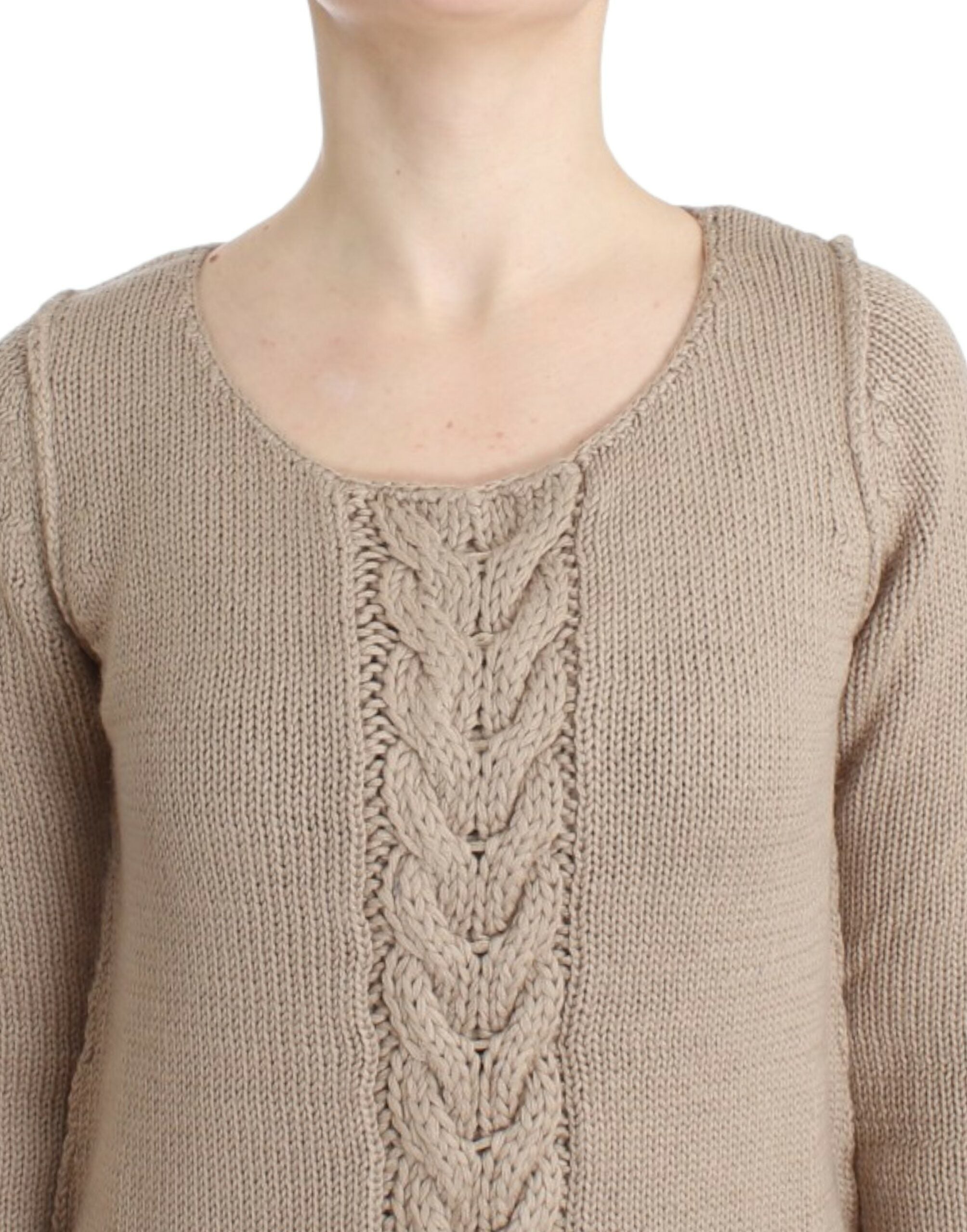 Elegant Beige Knitted Crew Neck Sweater - ventzia