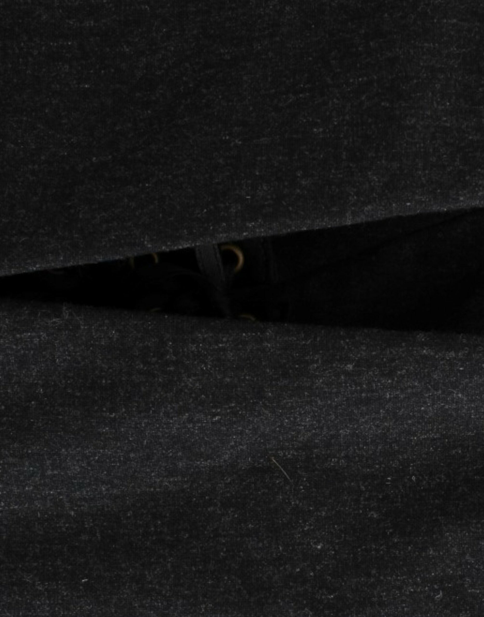 Elegant Gray Strapless Dress with Gold Accents - ventzia