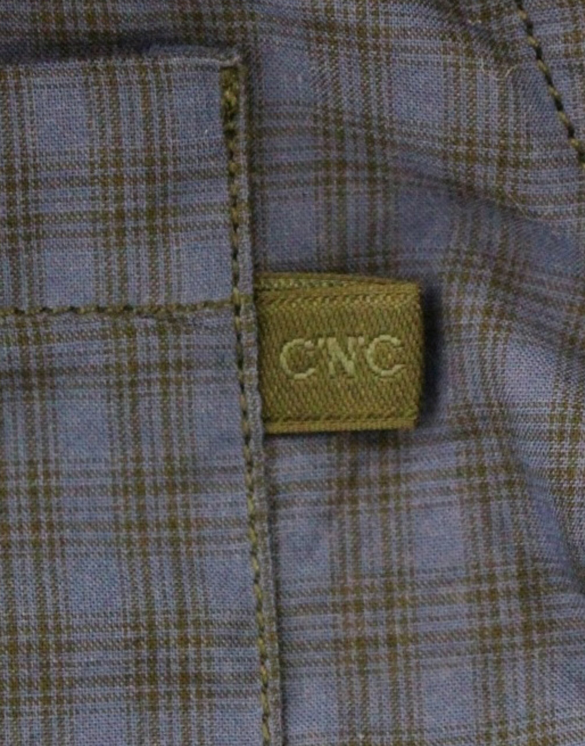 Chic Blue Checkered Casual Cotton Shirt - ventzia