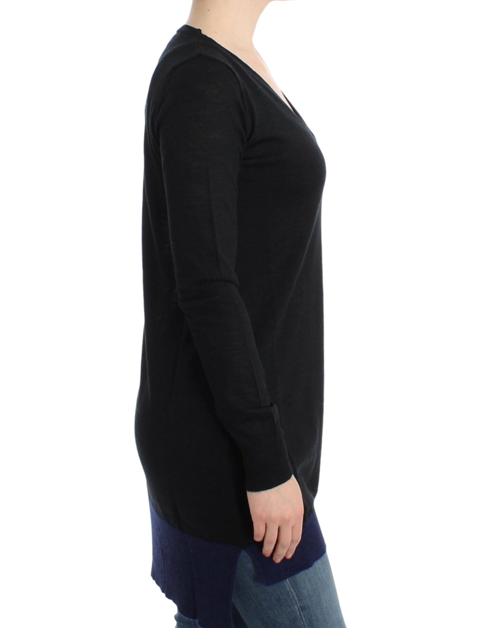 Elegant V-Neck Lightweight Sweater - ventzia