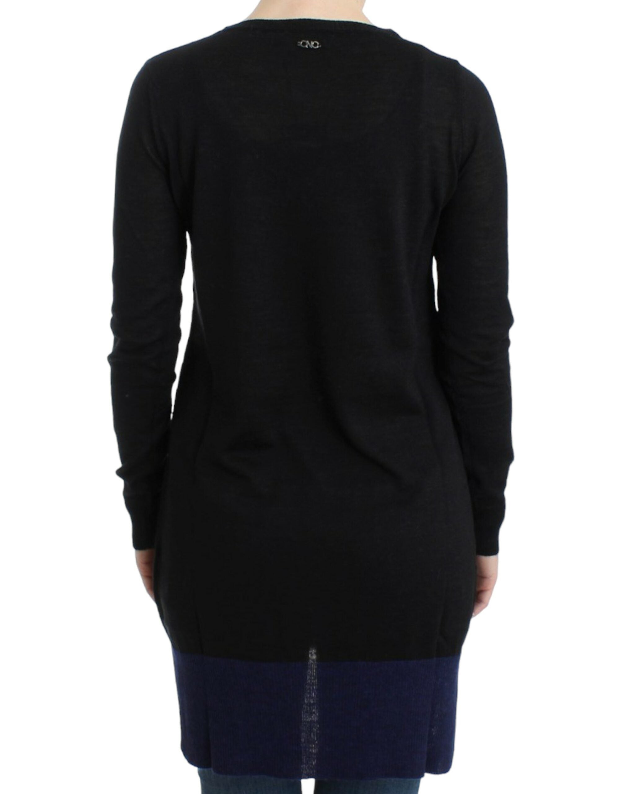 Elegant V-Neck Lightweight Sweater - ventzia