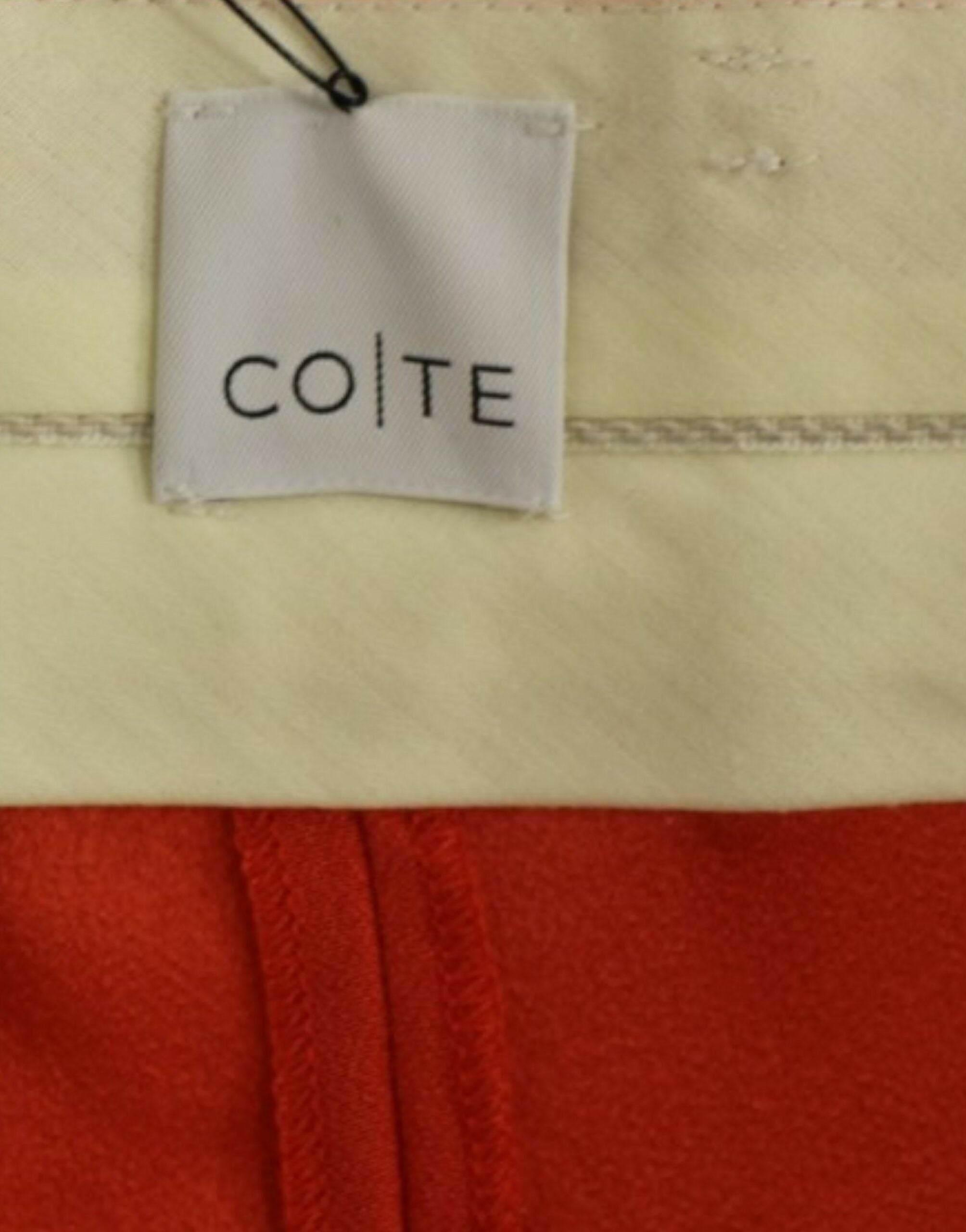 Chic Orange Boyfriend Pants - Italian Crafted - ventzia