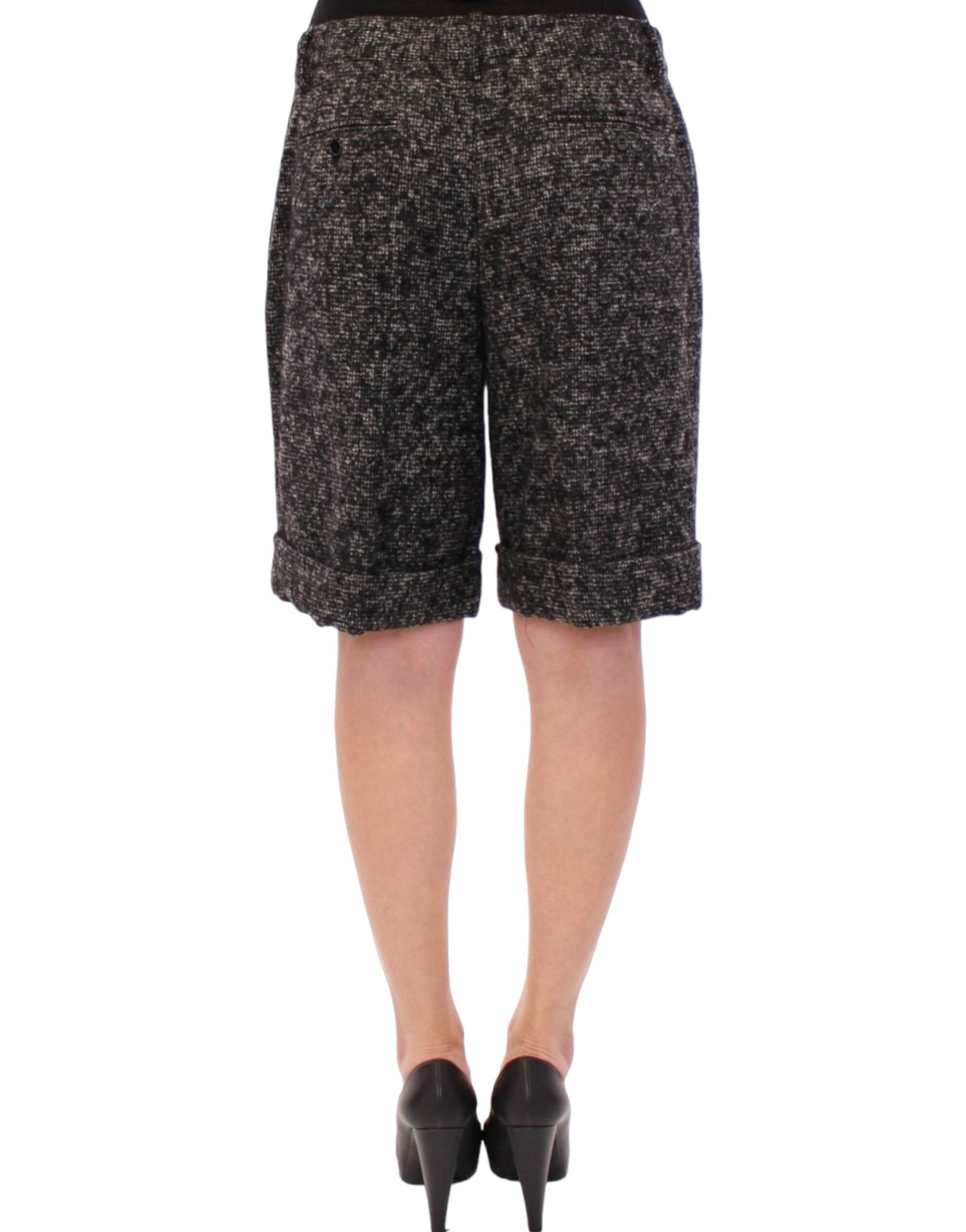 Elegant Gray Alpaca Blend Shorts - ventzia