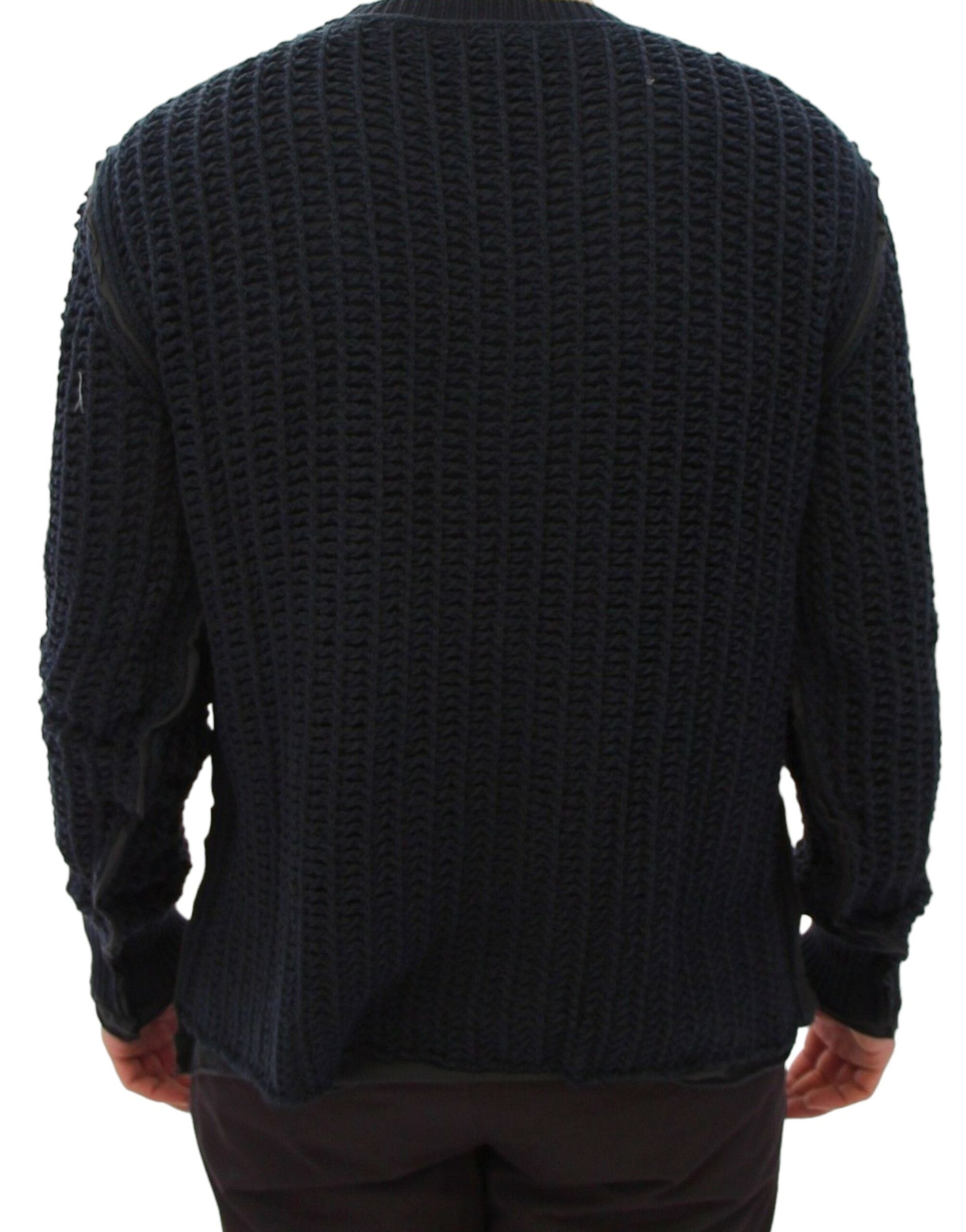 Elegant Blue and Black Layered Sweater - ventzia