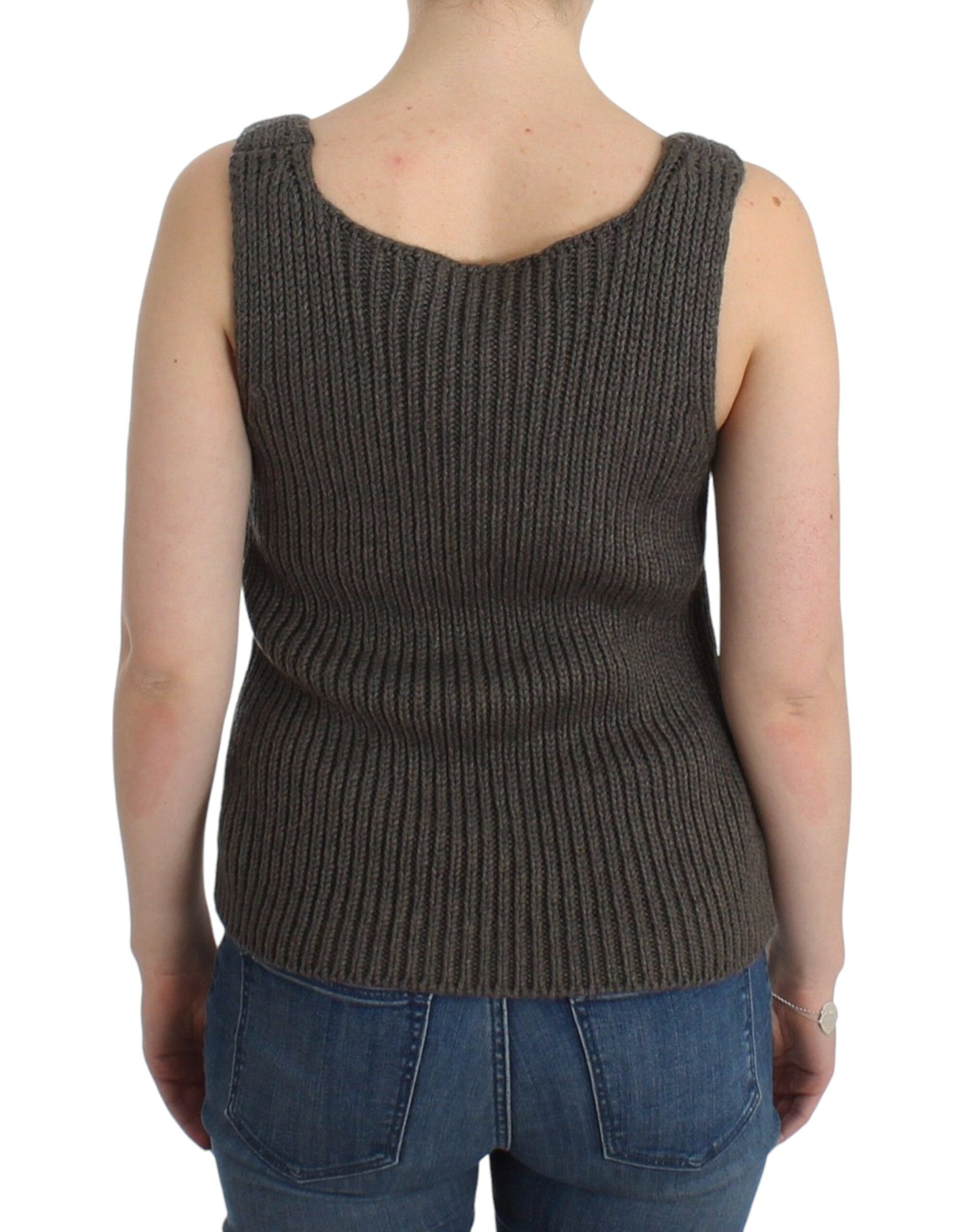 Chic Gray Knit Crew Neck Top - ventzia