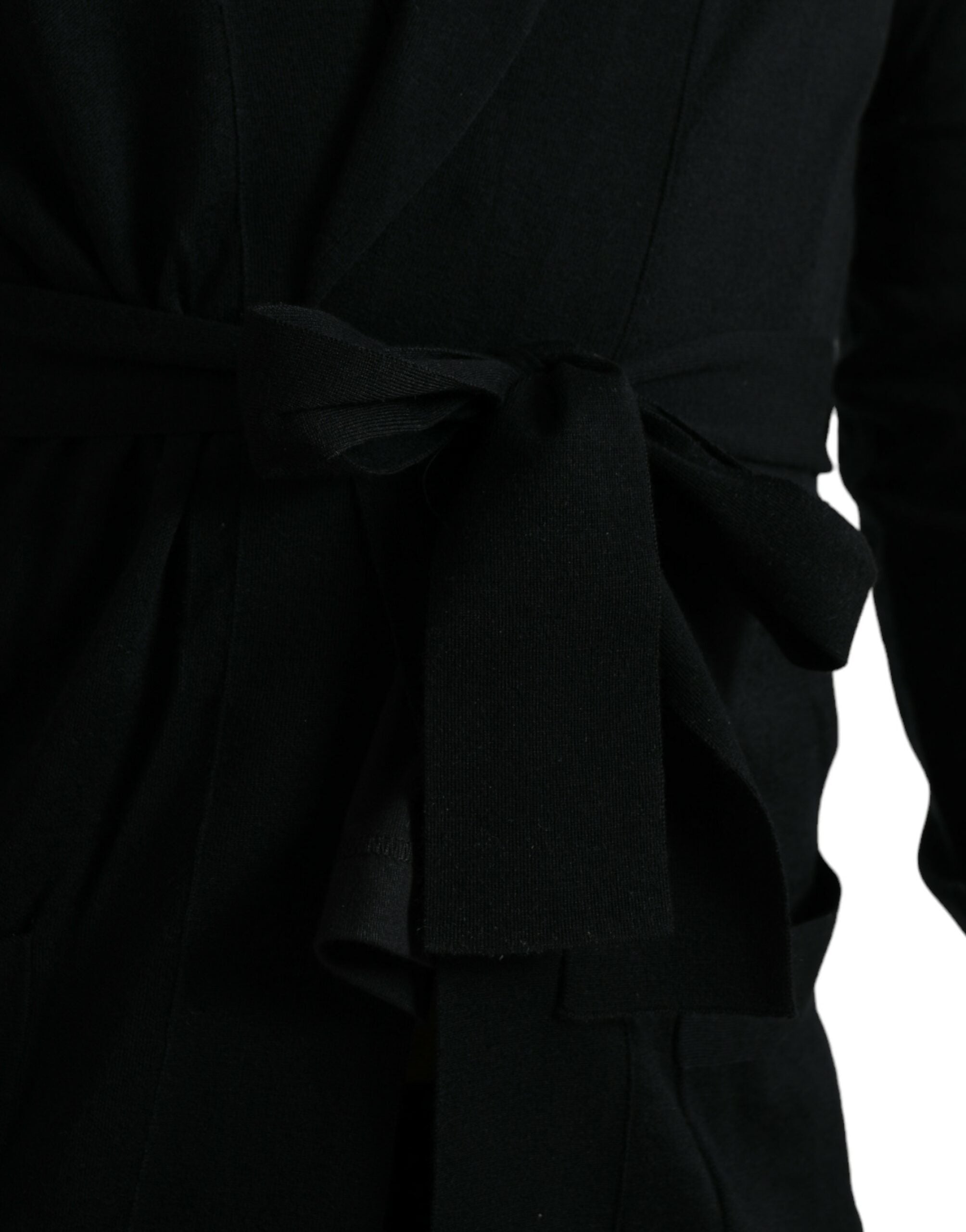 Black Cashmere Long Sleeves Belted Wrap Robe - ventzia