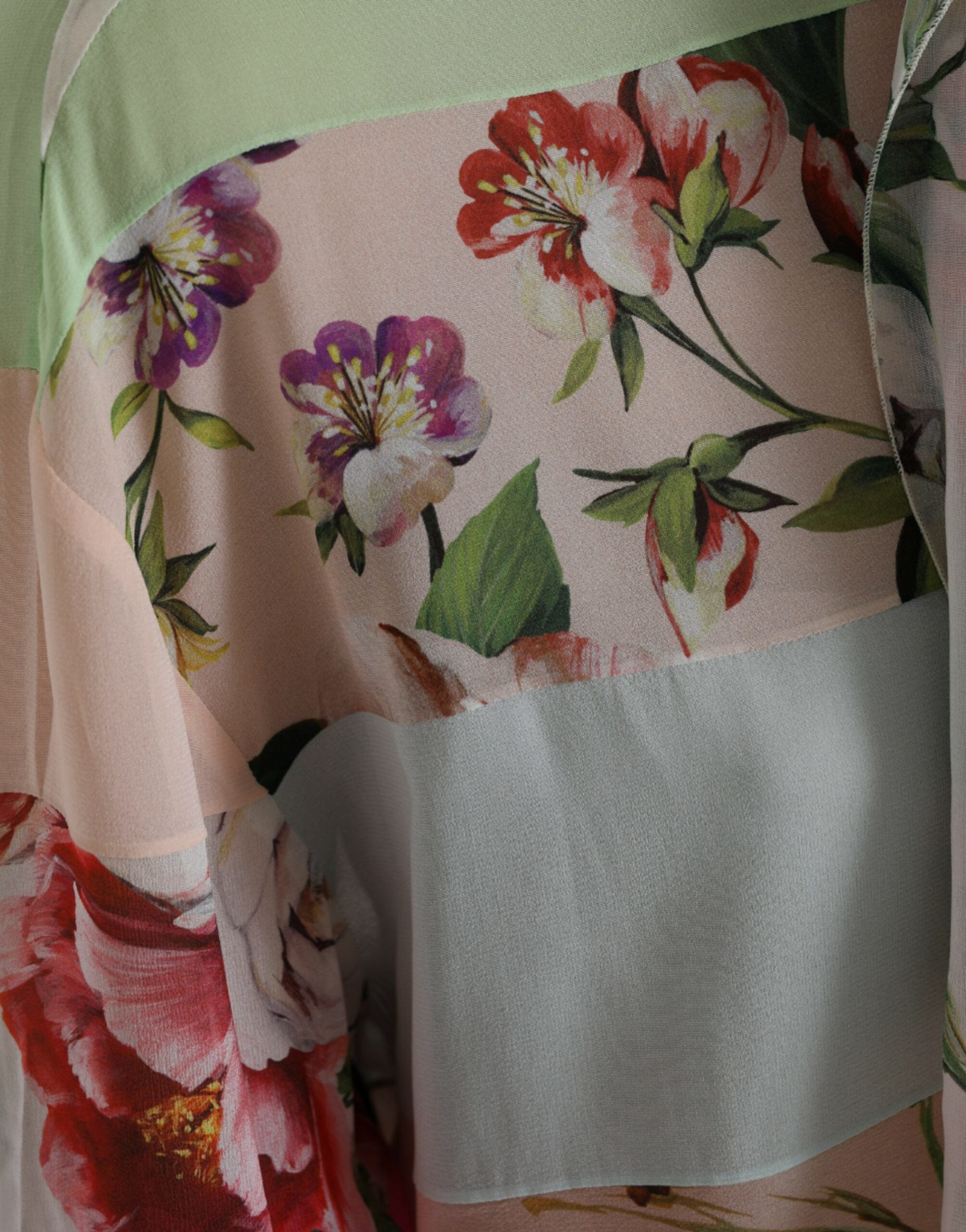 Multicolor Floral Patchwork Ascot Collar Top - ventzia
