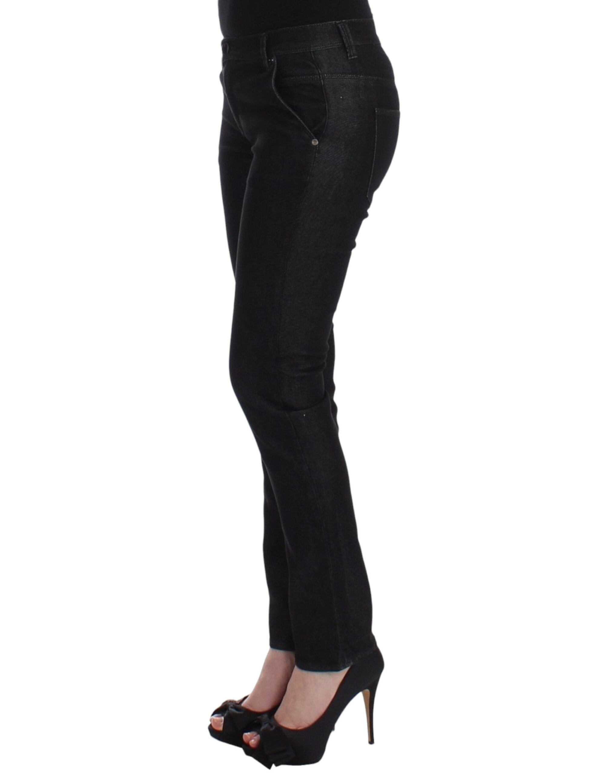 Chic Black Skinny Jeans - Elegant & Slim Fit - ventzia