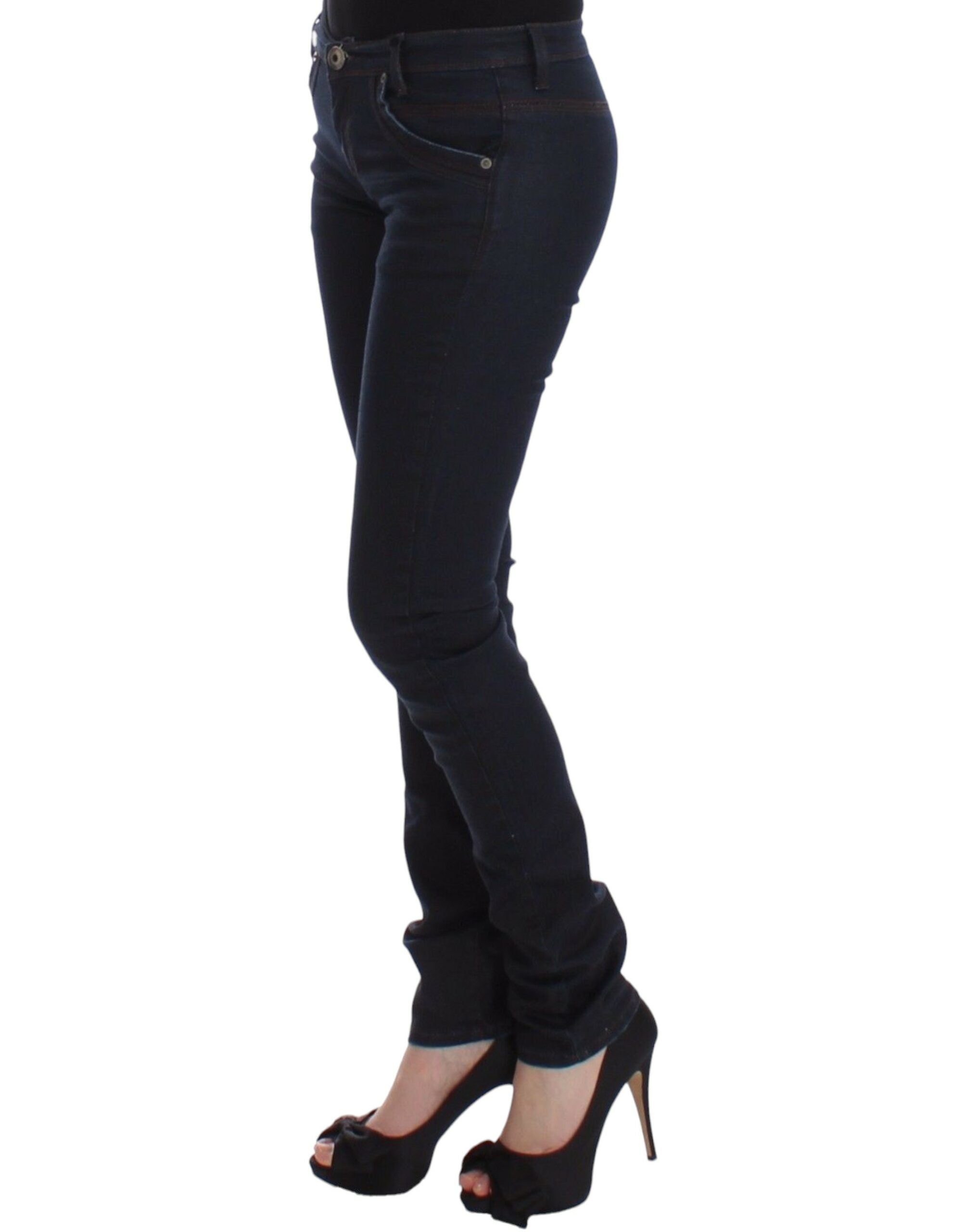 Chic Dark Blue Slim Jeans for Elegant Style - ventzia