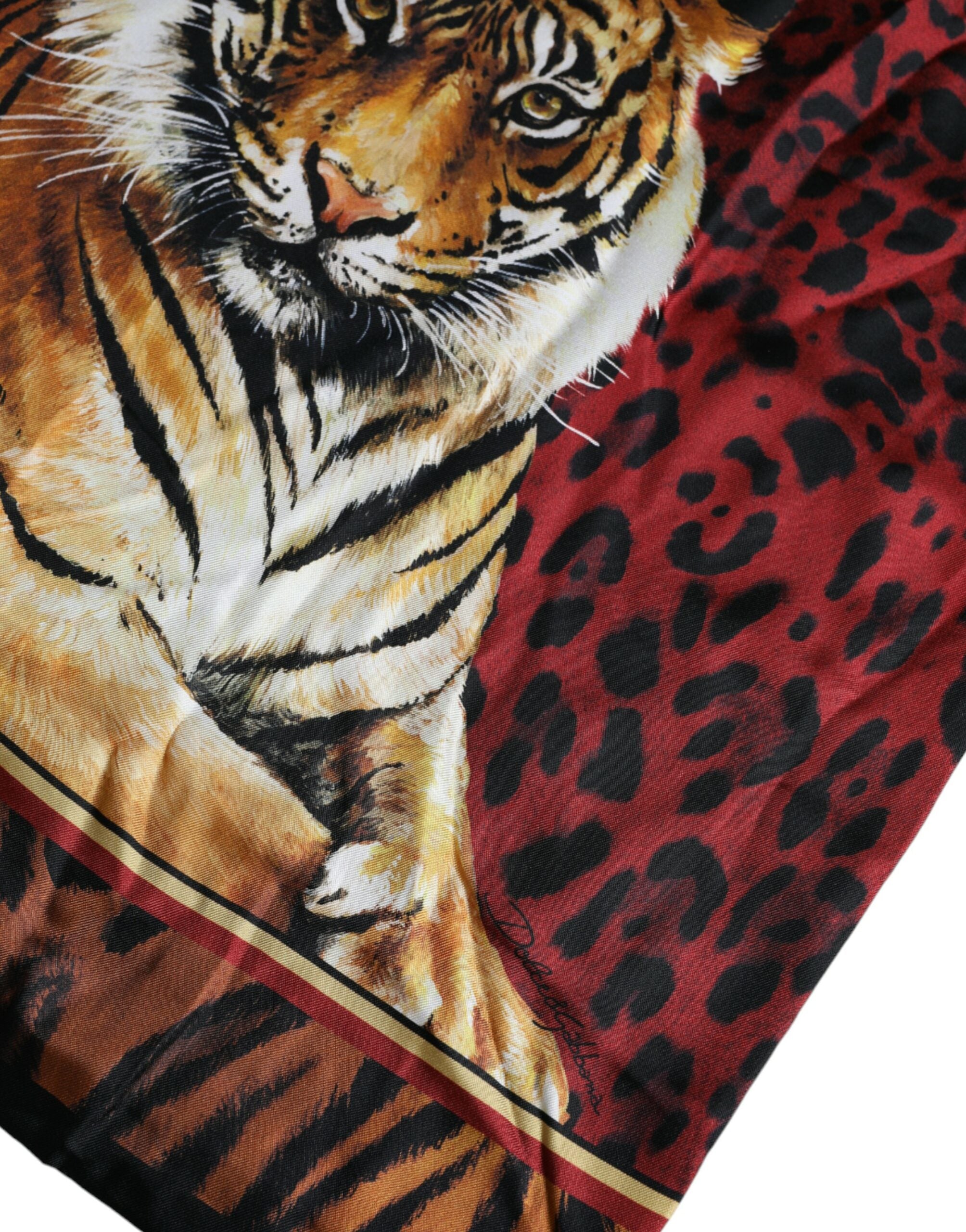 Multicolor Tiger Print Cotton Short Sleeves T-shirt - ventzia