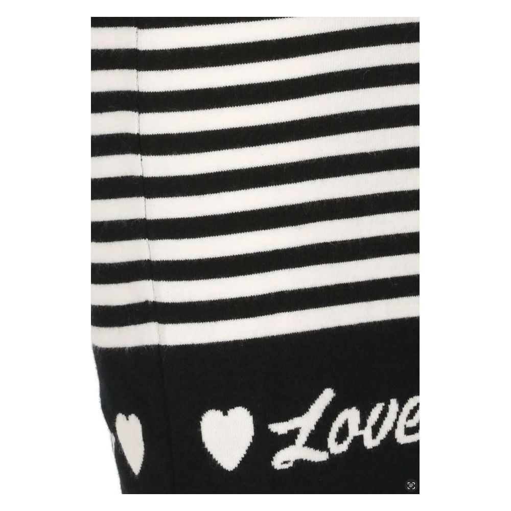 Elegant Striped Knit Dress with Long Sleeves - ventzia