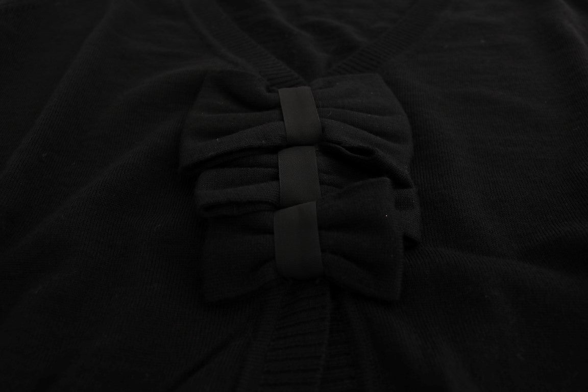 Elegant Black Wool Cardigan Sweater - ventzia