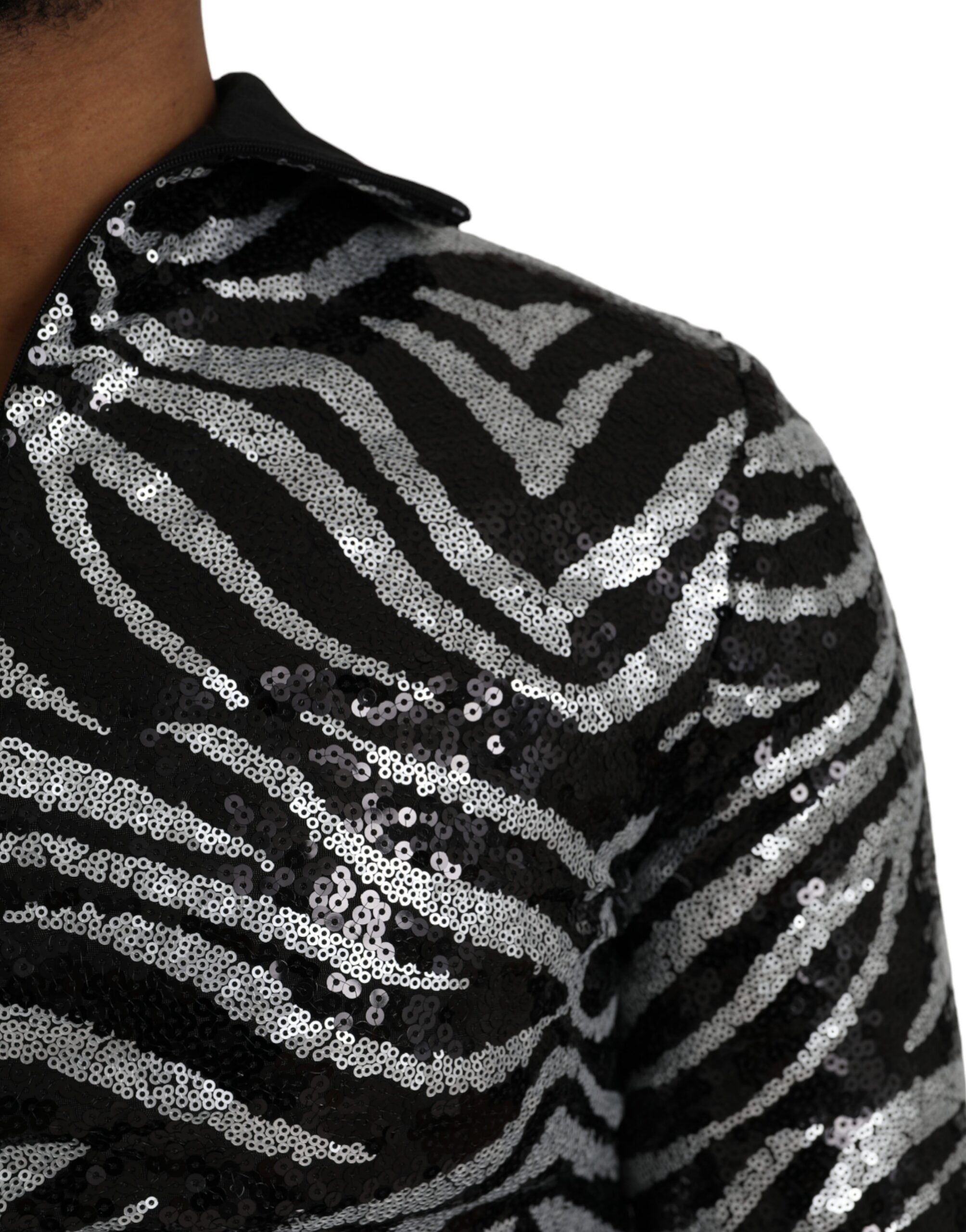 Black Silver Sequined Polyester Sweater - ventzia