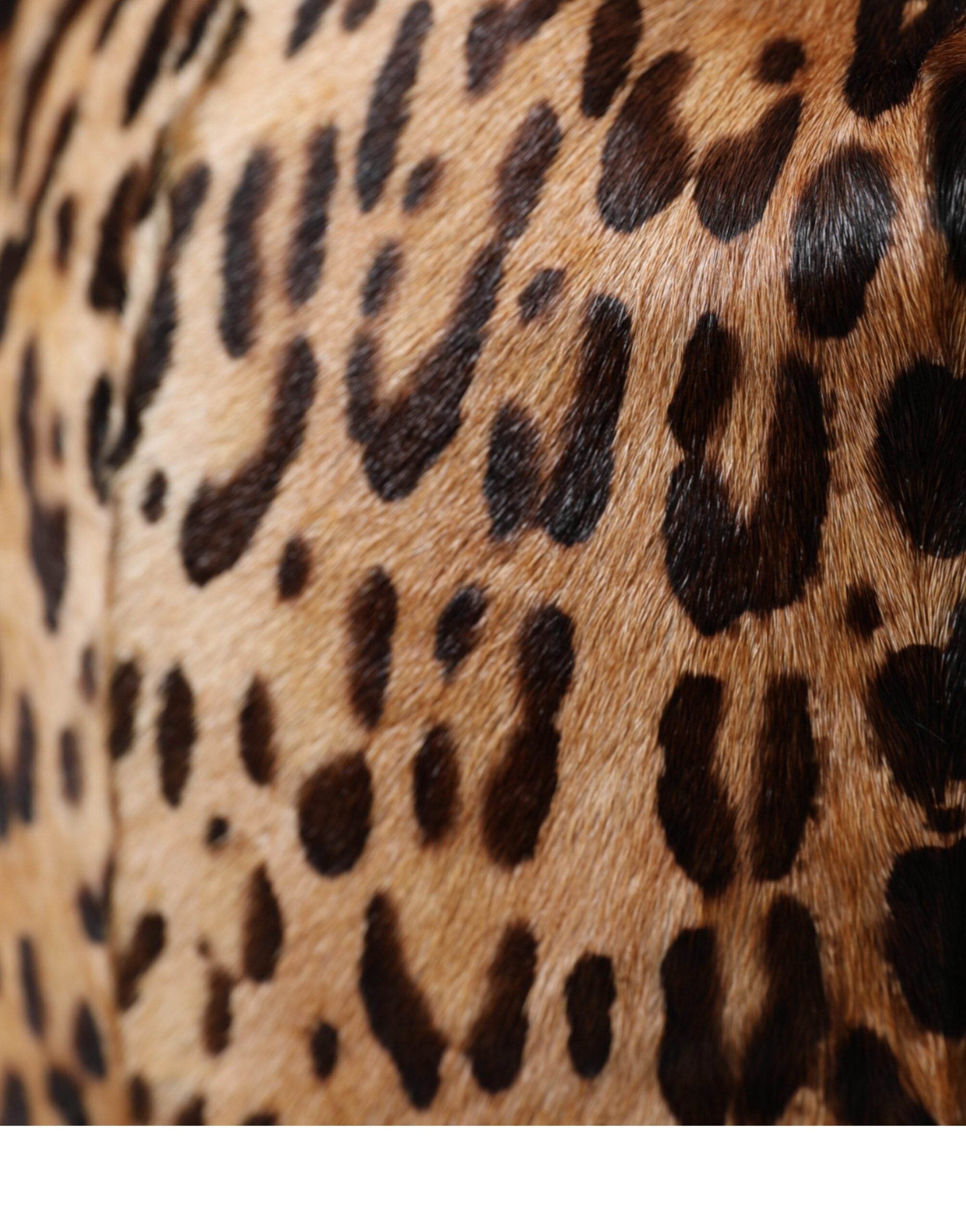 Brown Leopard Fur Women Bucket Hat - ventzia