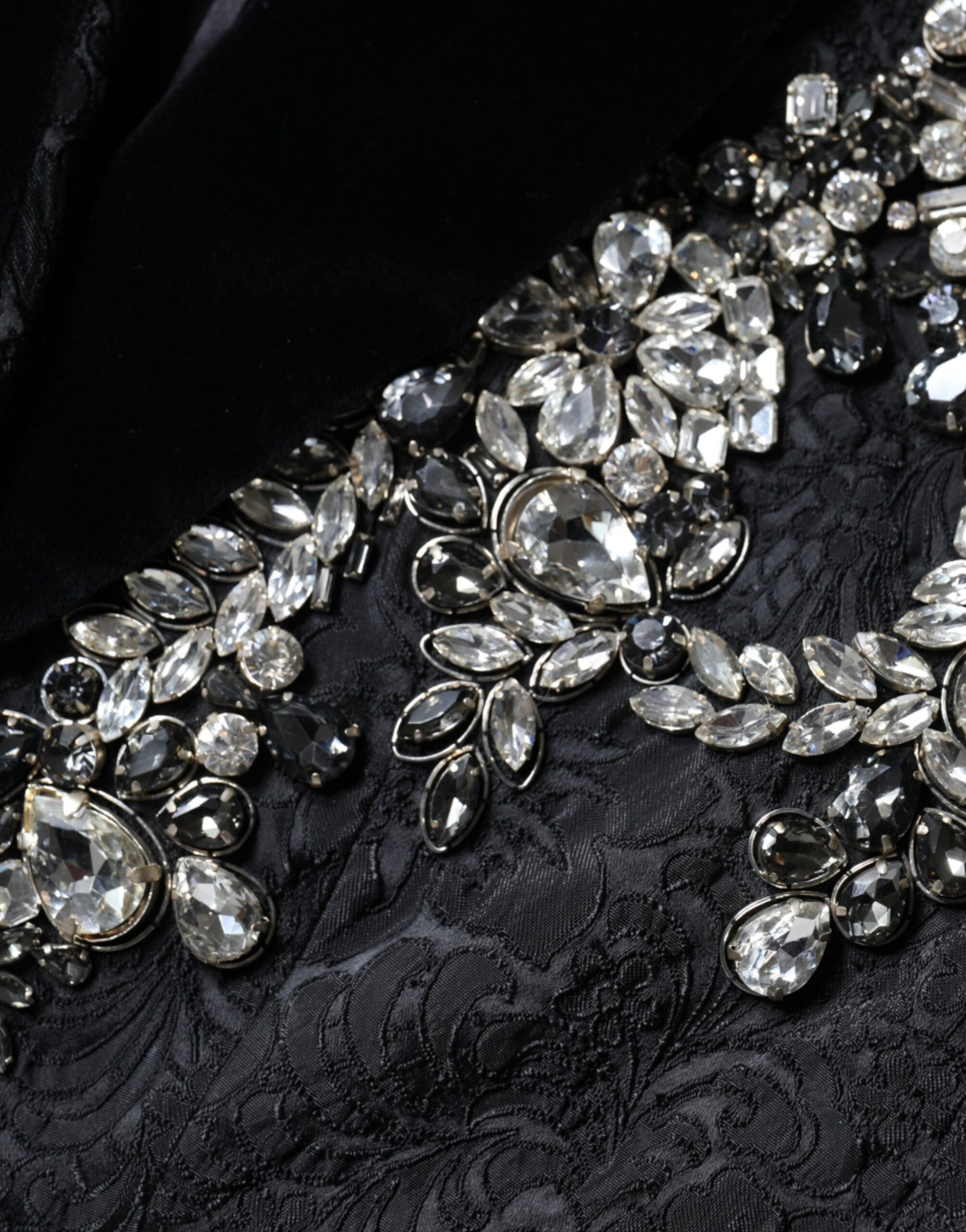 Black Jacquard Crystal Floral Jacket Blazer - ventzia