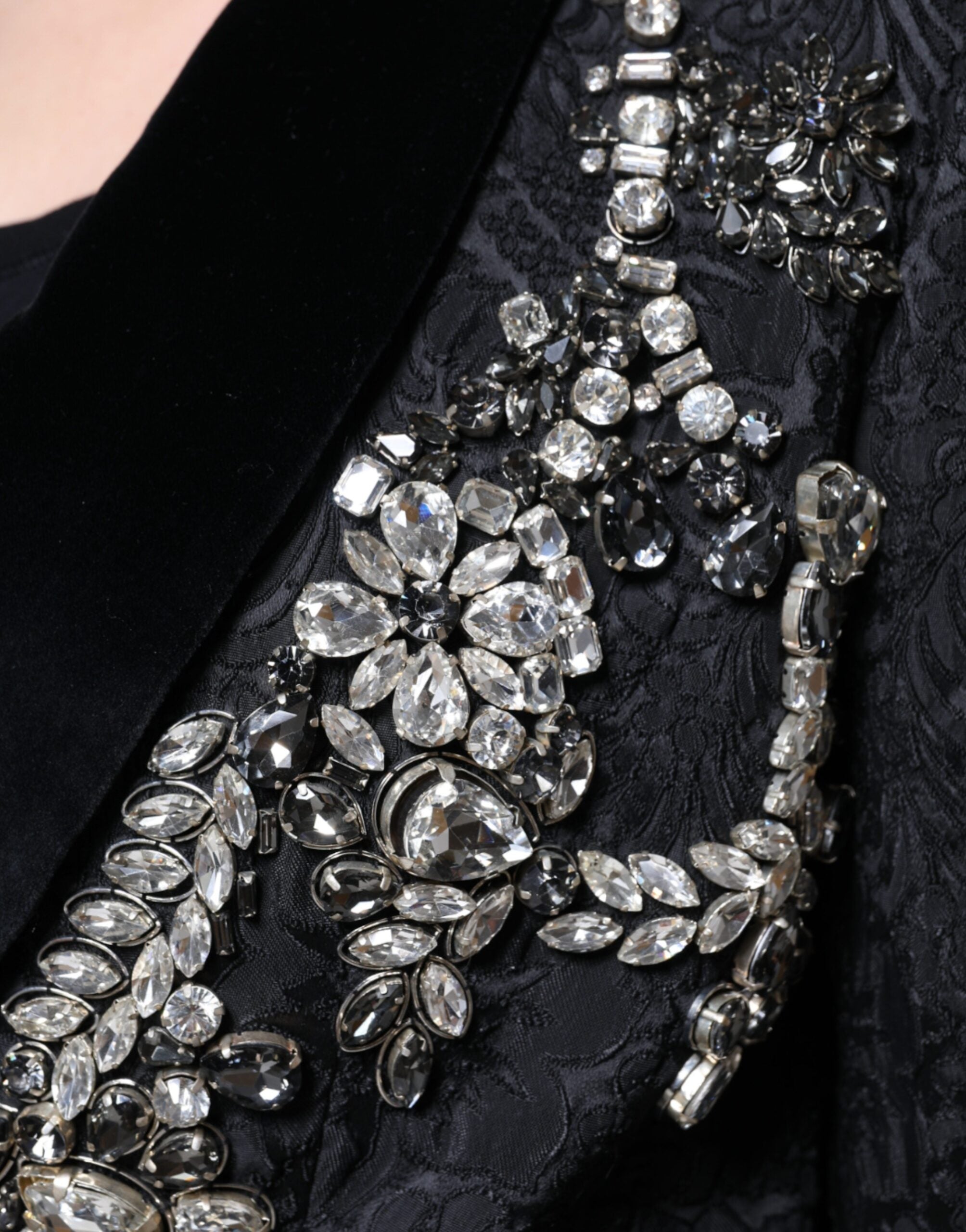 Black Jacquard Crystal Floral Jacket Blazer - ventzia