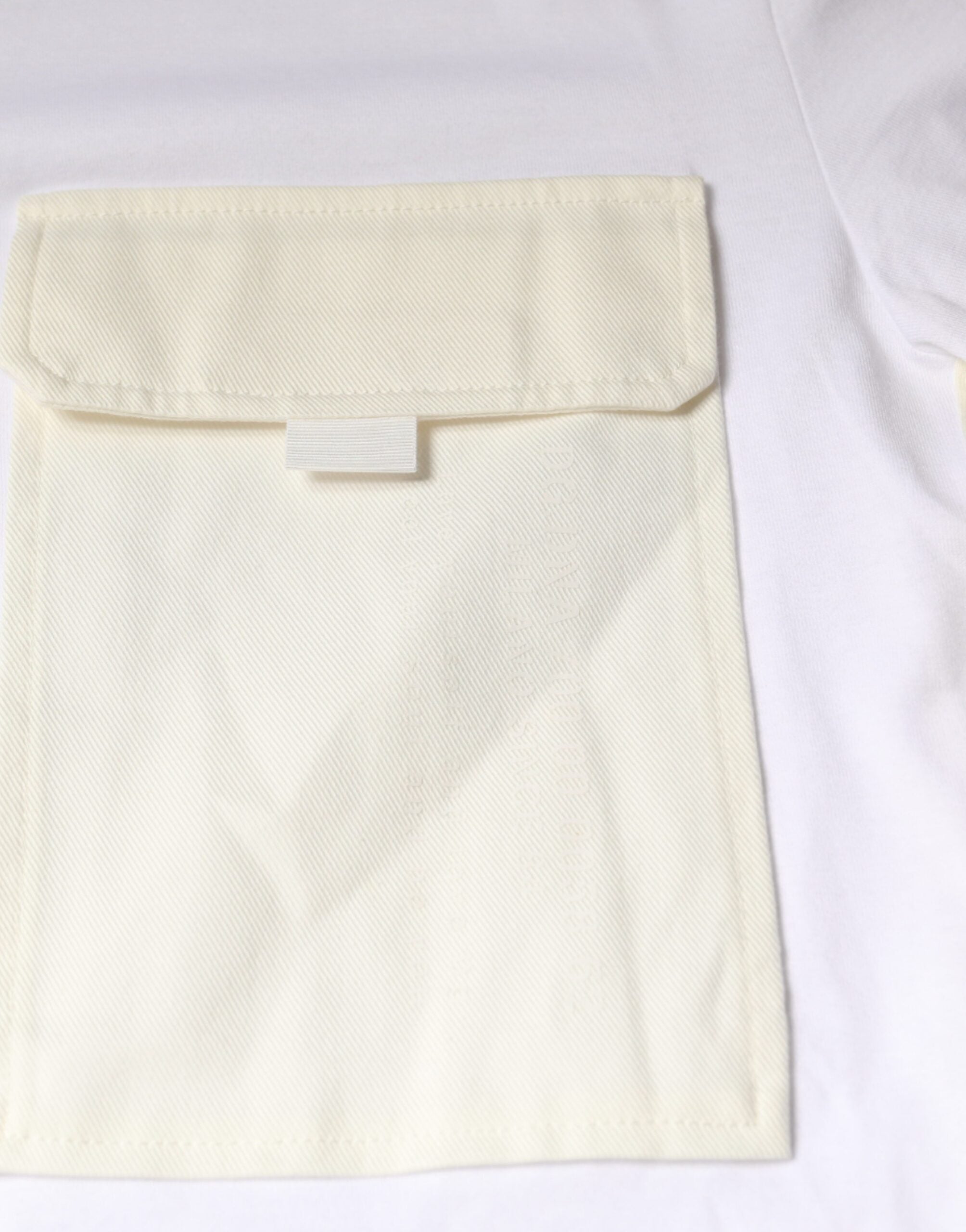 White Cotton Pocket Short Sleeves T-shirt - ventzia