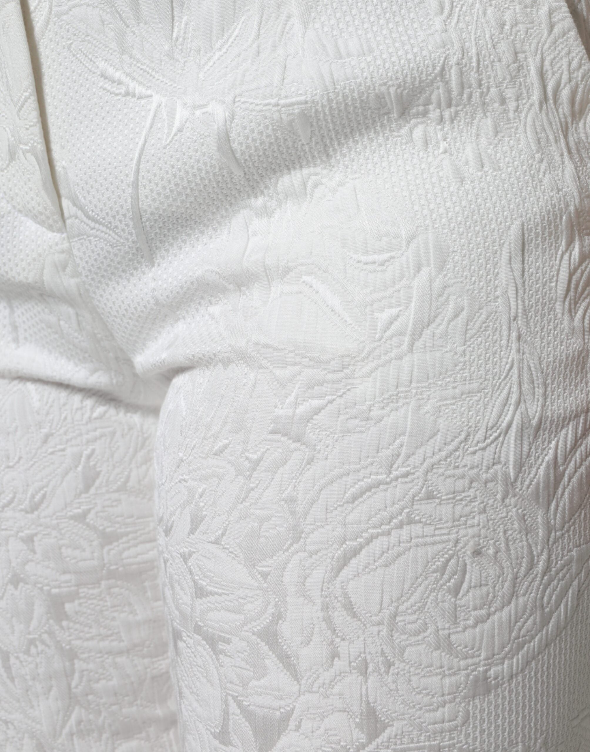 White Floral Brocade Cotton Cropped Pants - ventzia