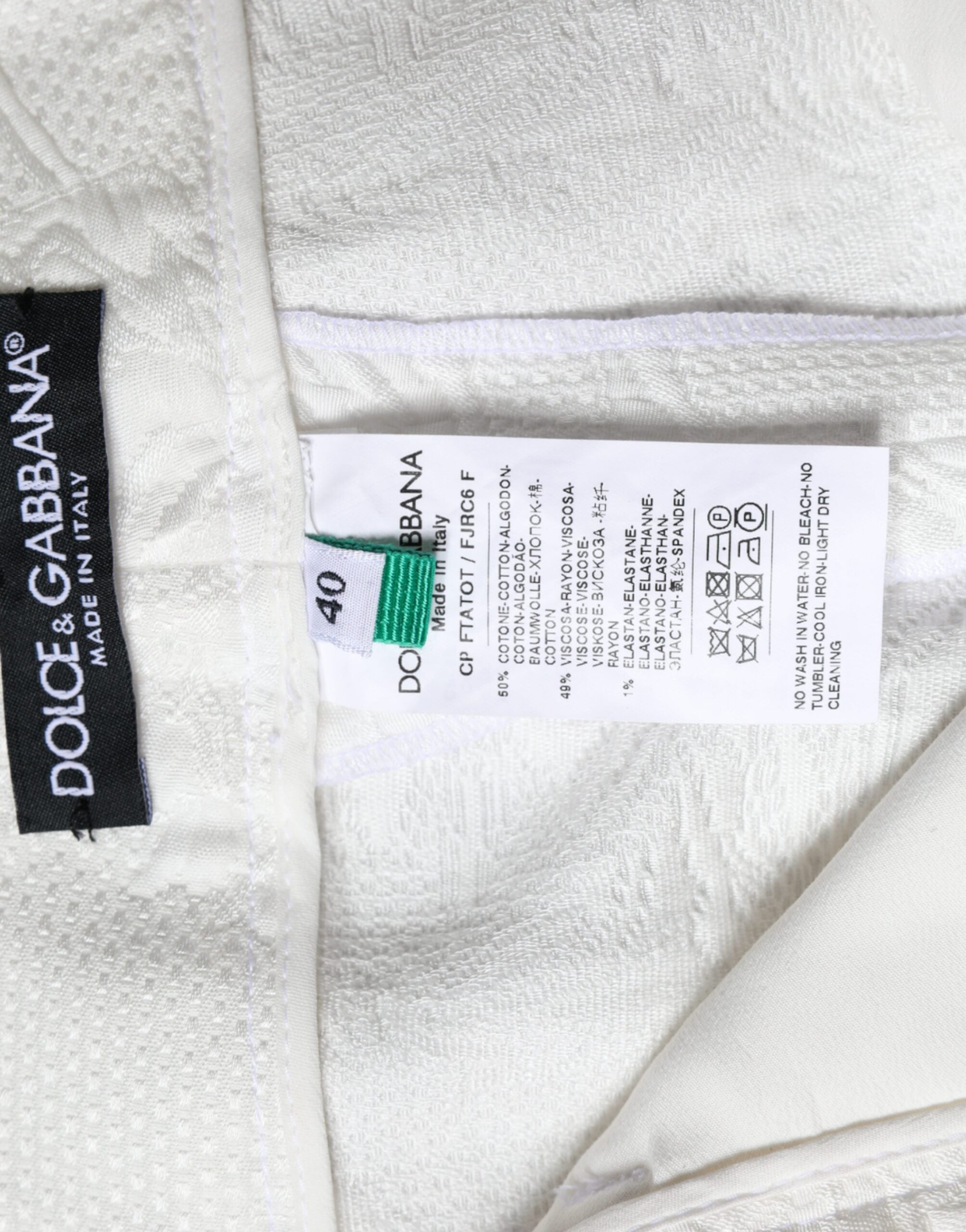 White Floral Brocade Cotton Cropped Pants - ventzia