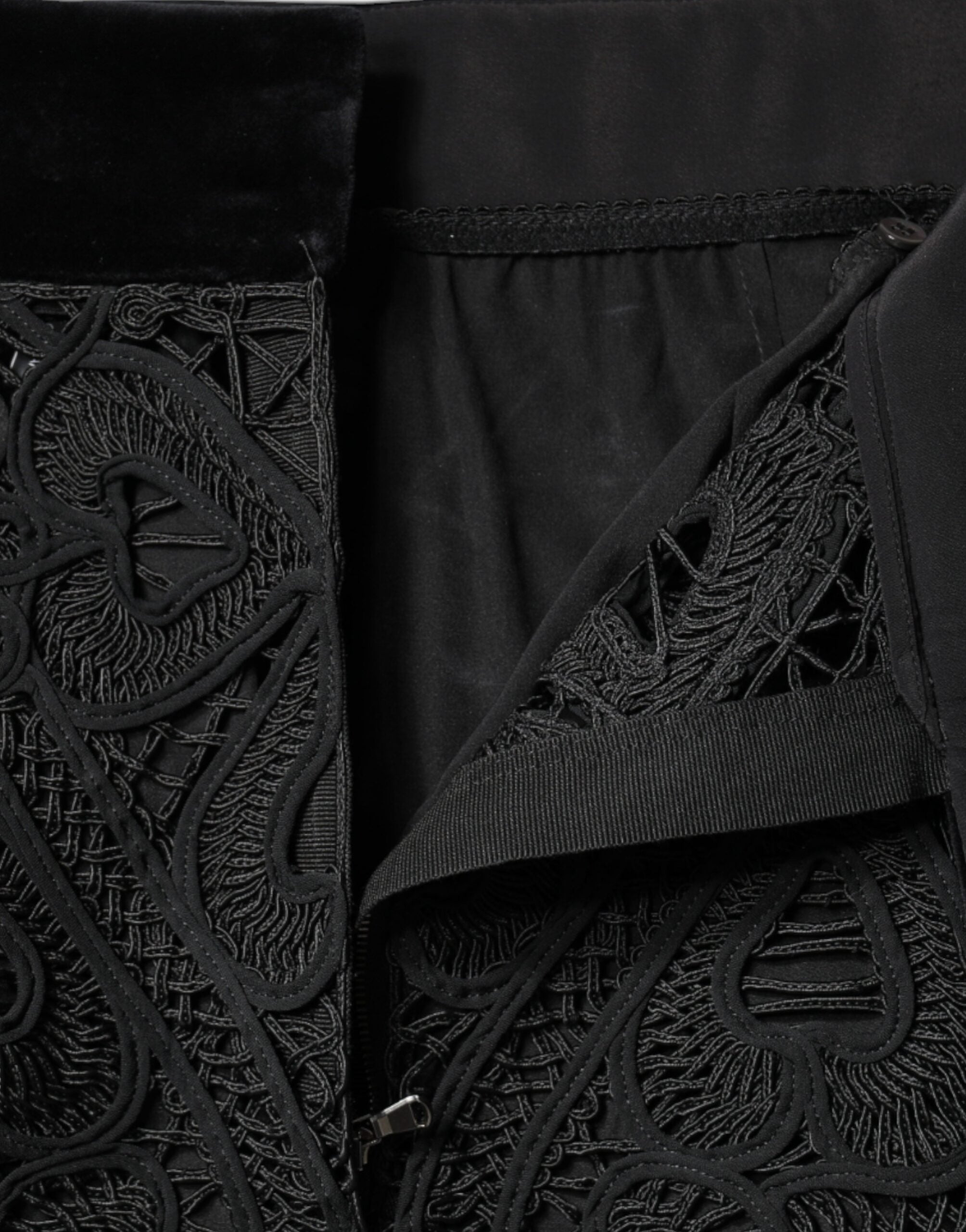 Black Floral Lace High Waist Pencil Cut Skirt - ventzia