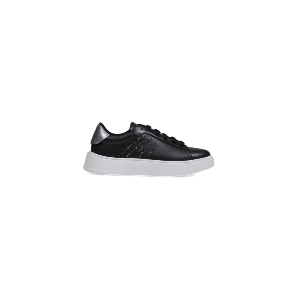 Black Polyethylene Sneaker - ventzia