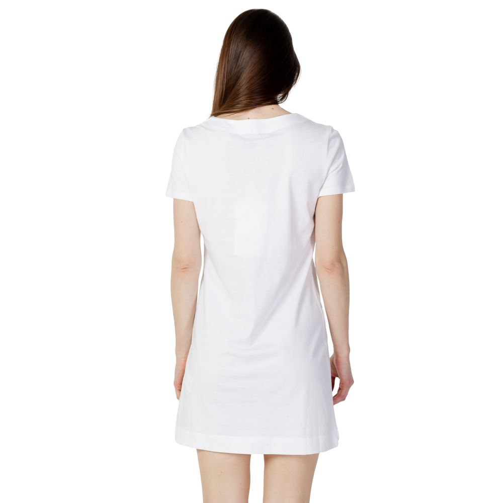 White Cotton Short - ventzia
