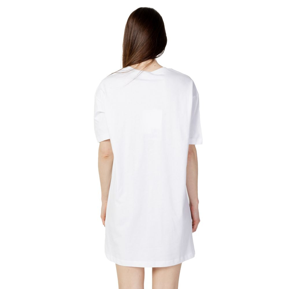 White Cotton Short - ventzia