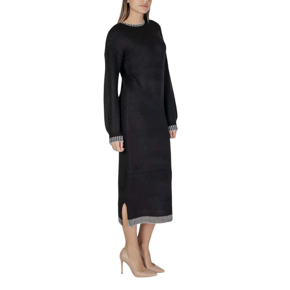 Black Polyester Midi - ventzia