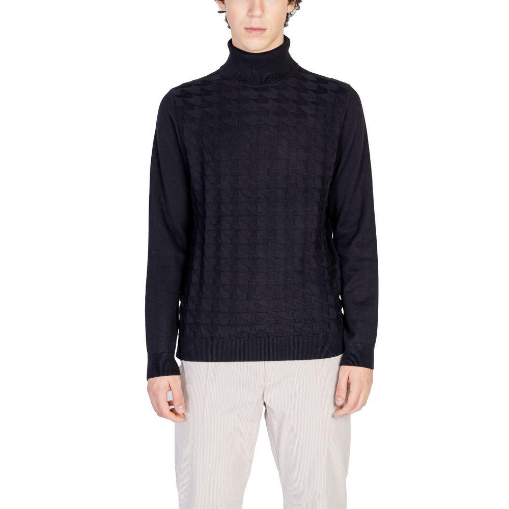 Black Cotton Turtleneck - ventzia