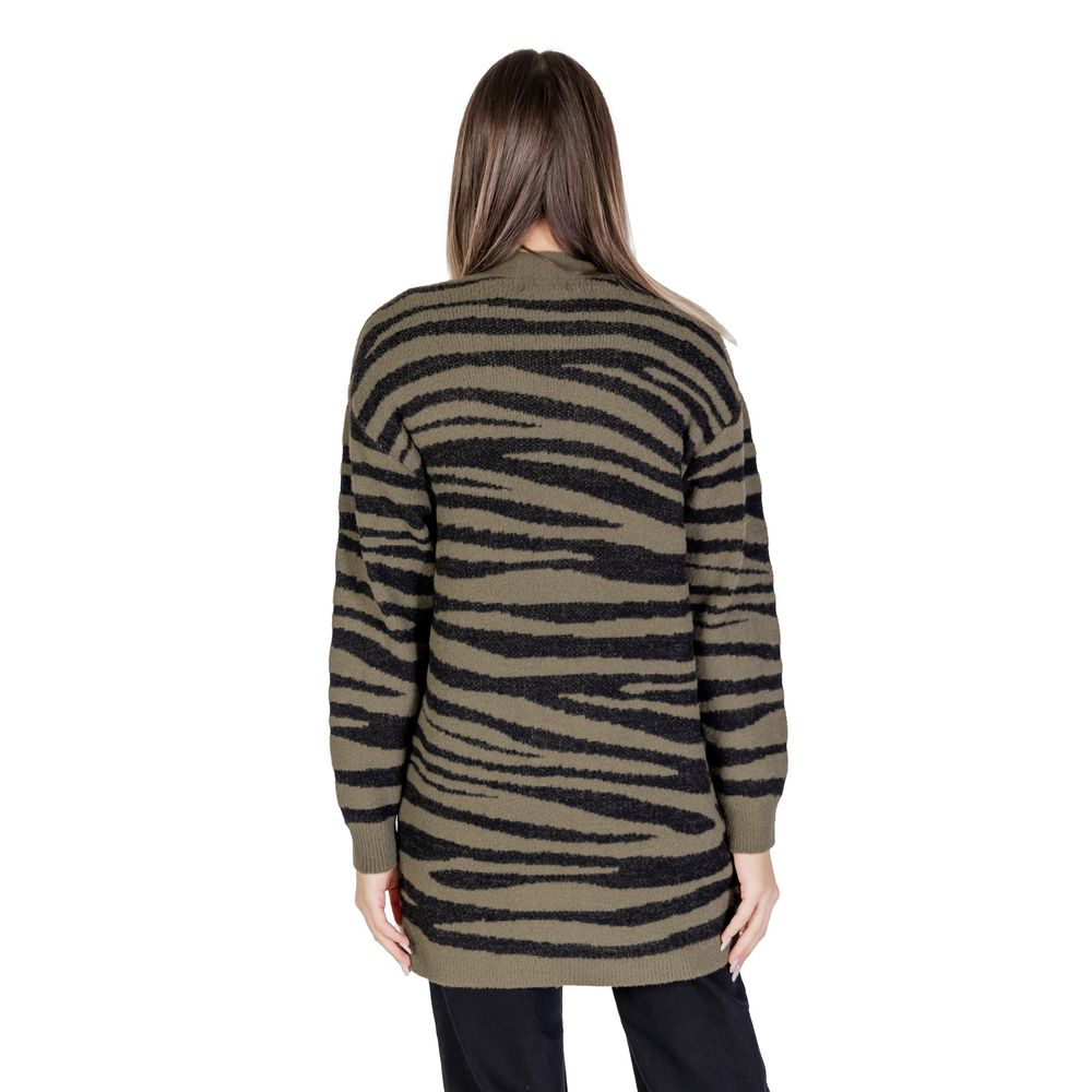 Green Nylon Cardigan - ventzia