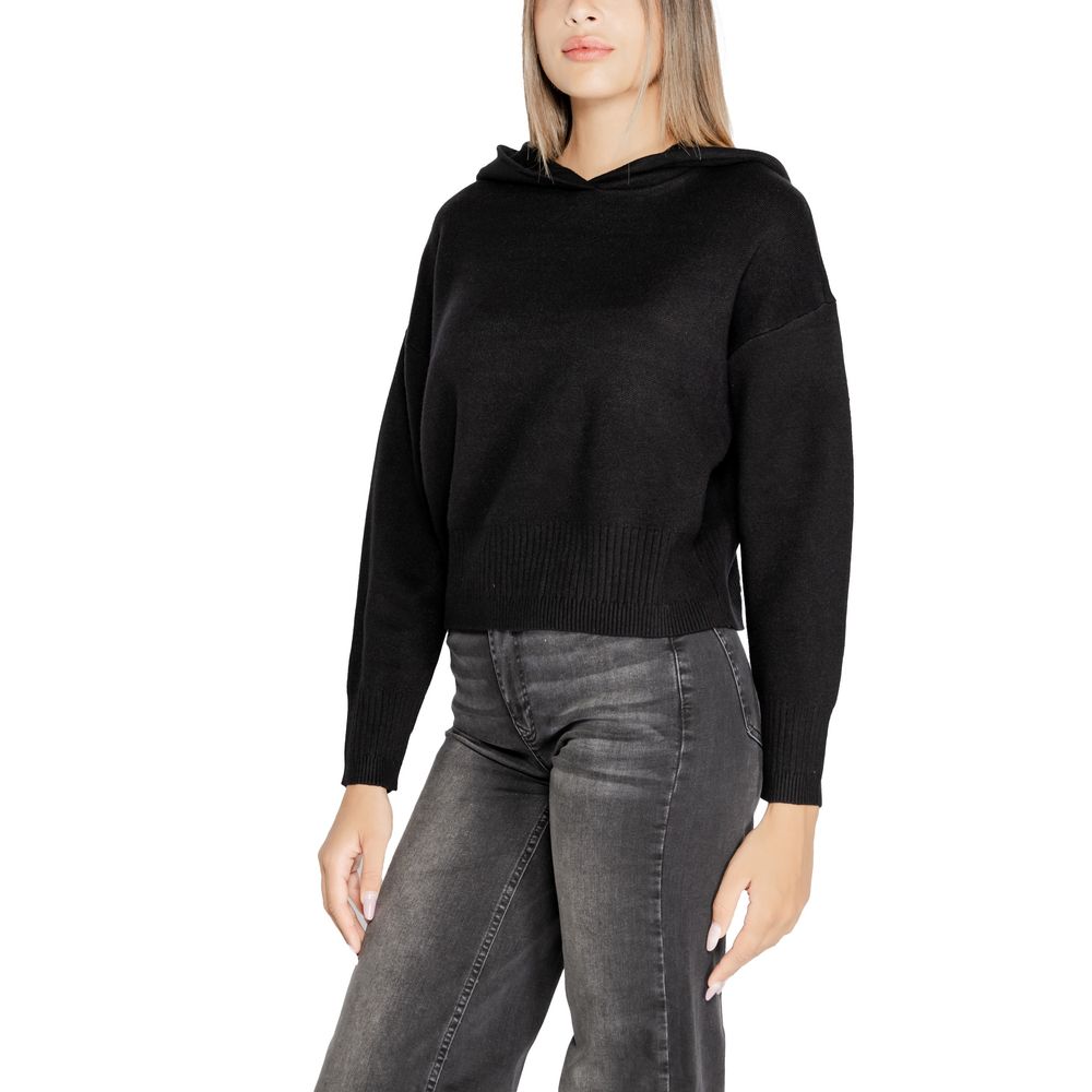 Black Viscose Sportswear - ventzia