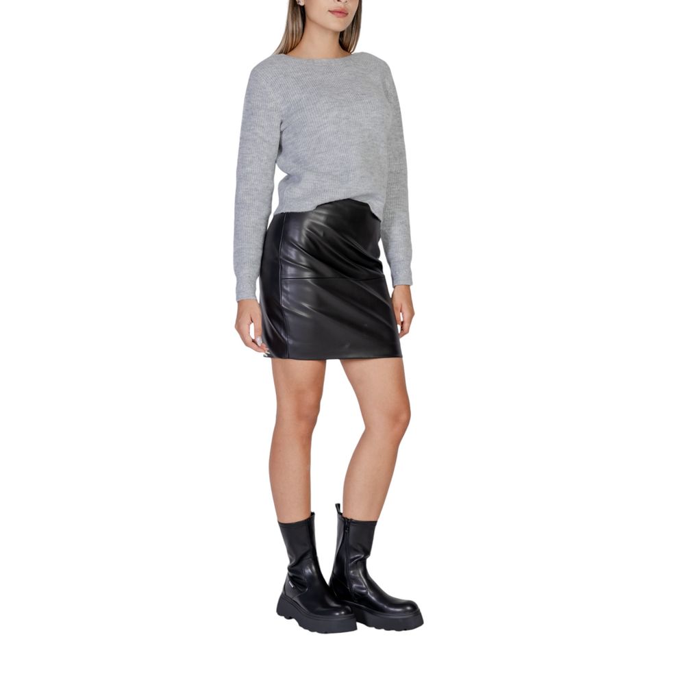 Black Polyethylene Mini - ventzia