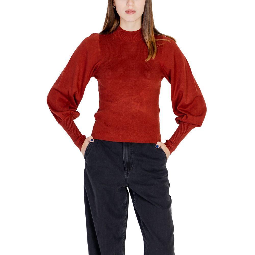 Red Viscose Sportswear - ventzia