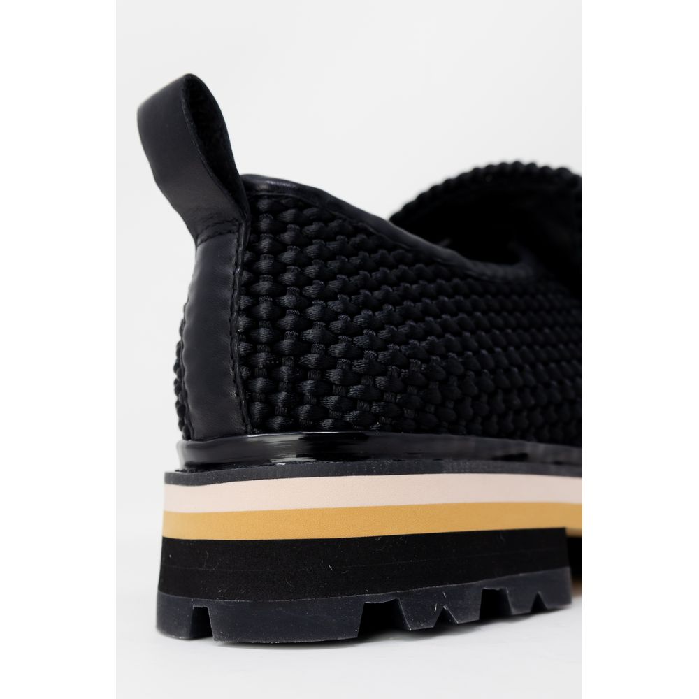 Black Leather Platform Pumps - ventzia