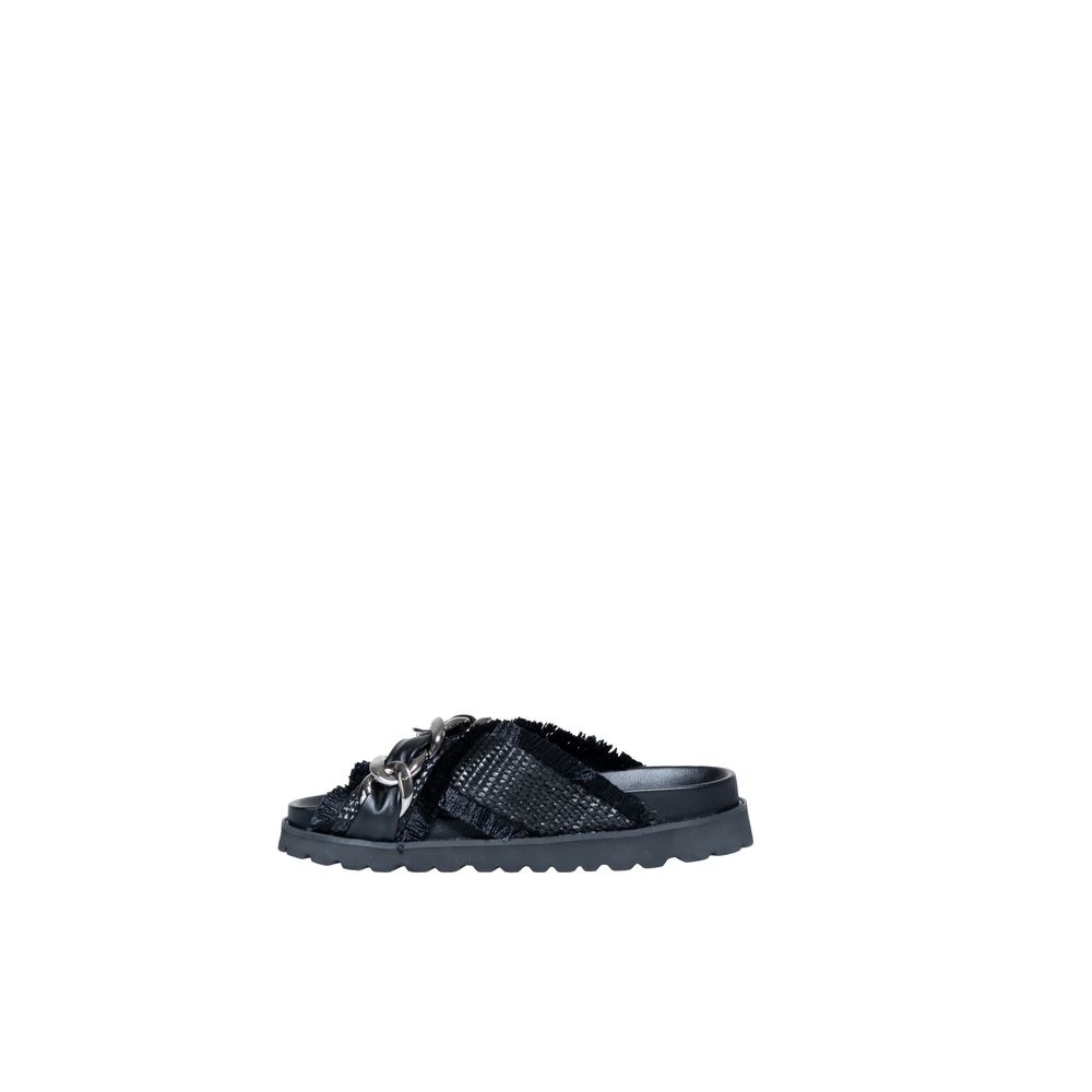 Black Polyethylene Sandal - ventzia