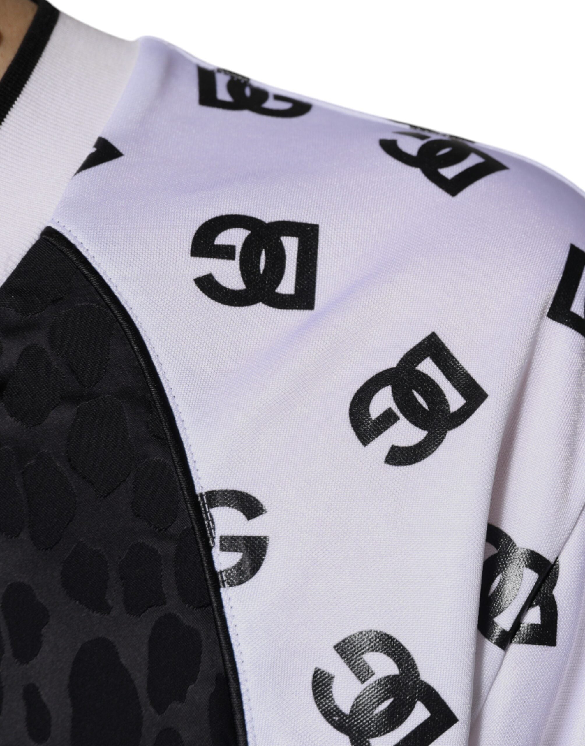 Black White Logo Men Short Sleeves T-shirt - ventzia
