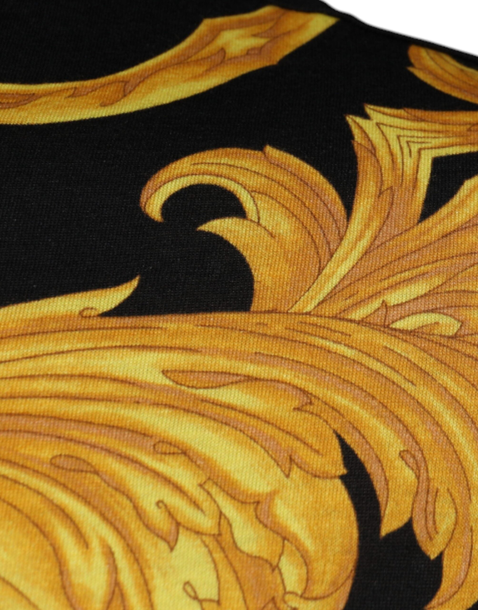 Black Medusa Print Cotton Crew Neck T-shirt - ventzia