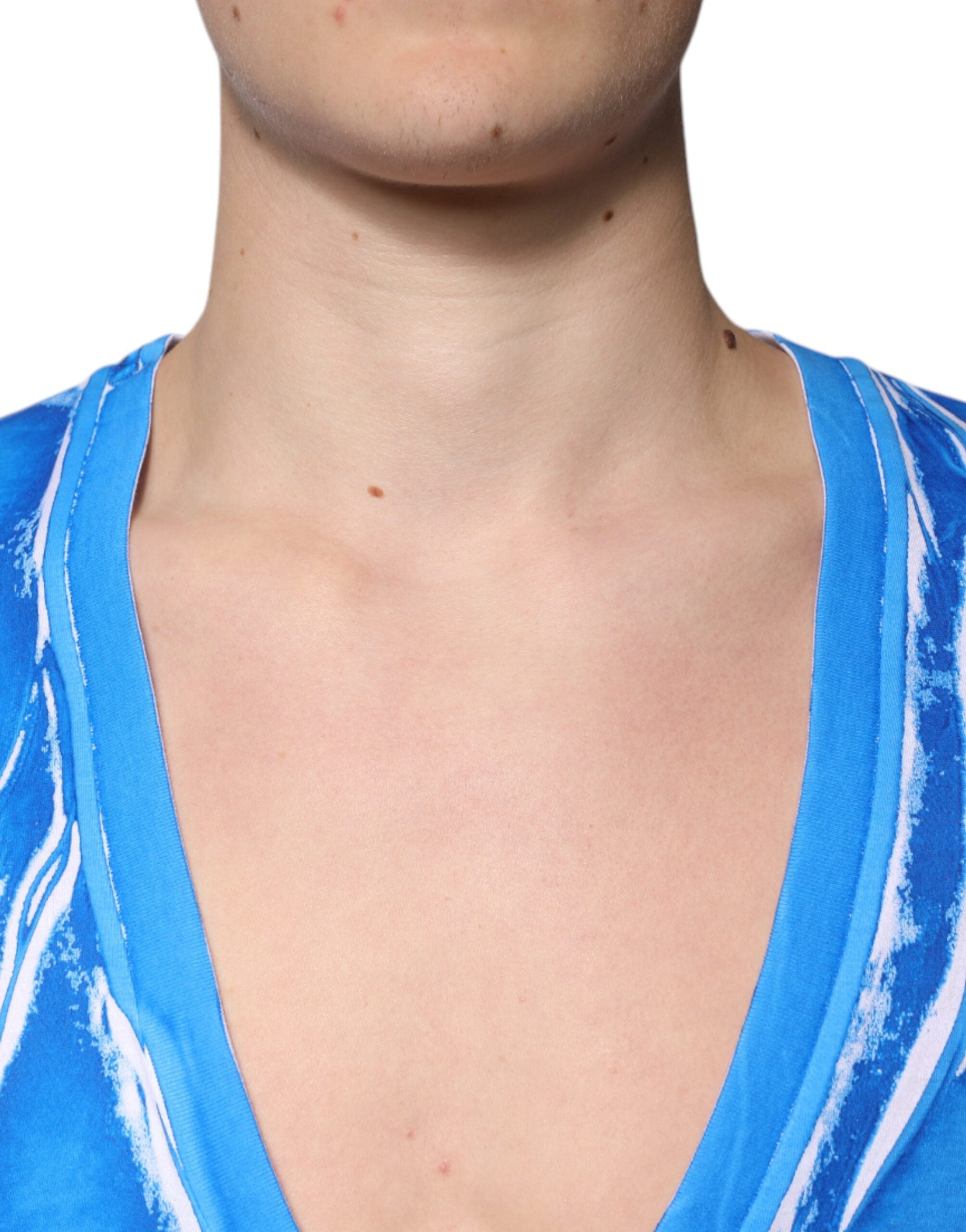 Blue Cotton V-neck Short Sleeves T-shirt - ventzia