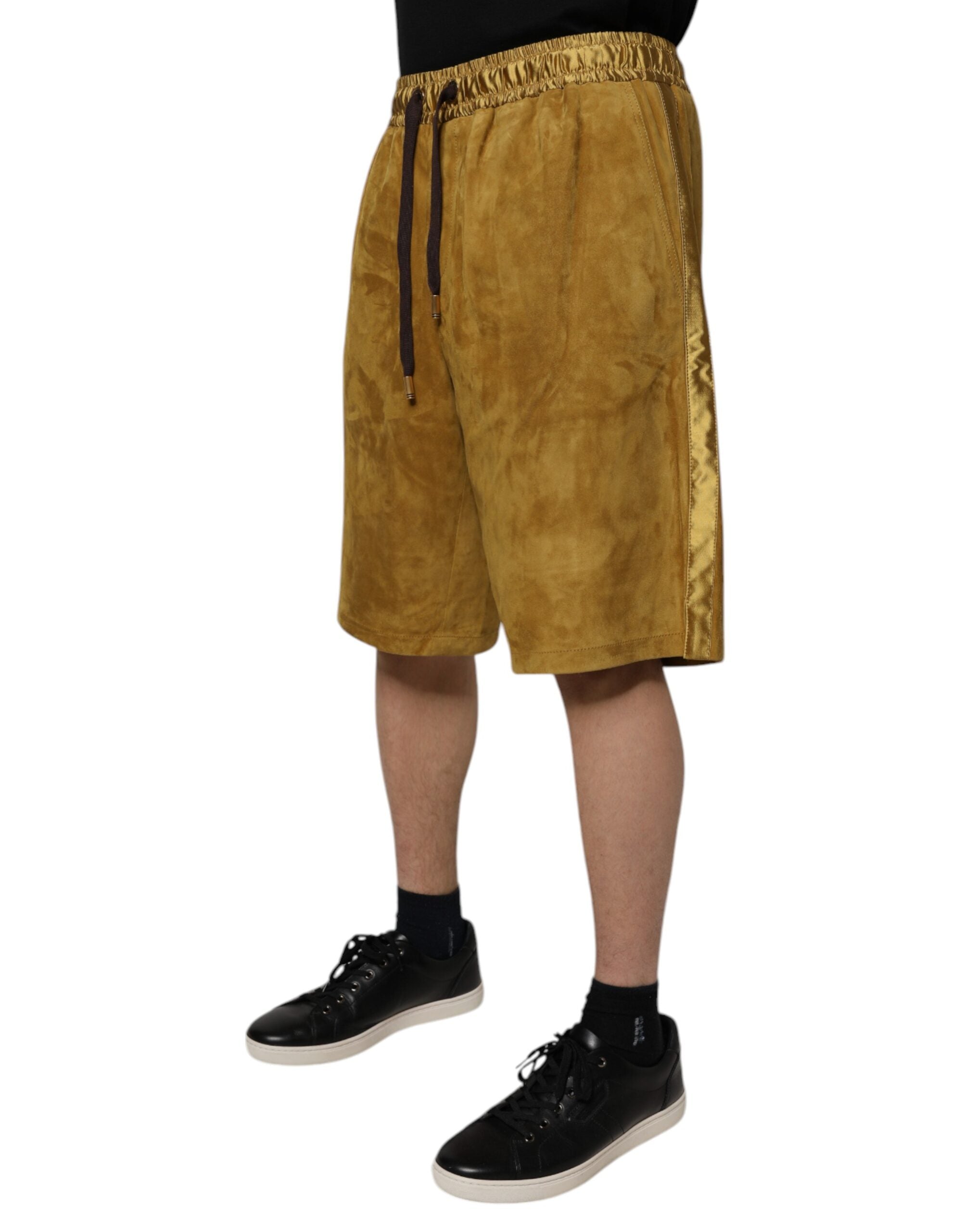 Brown Lambskin Suede Men Bermuda Shorts - ventzia