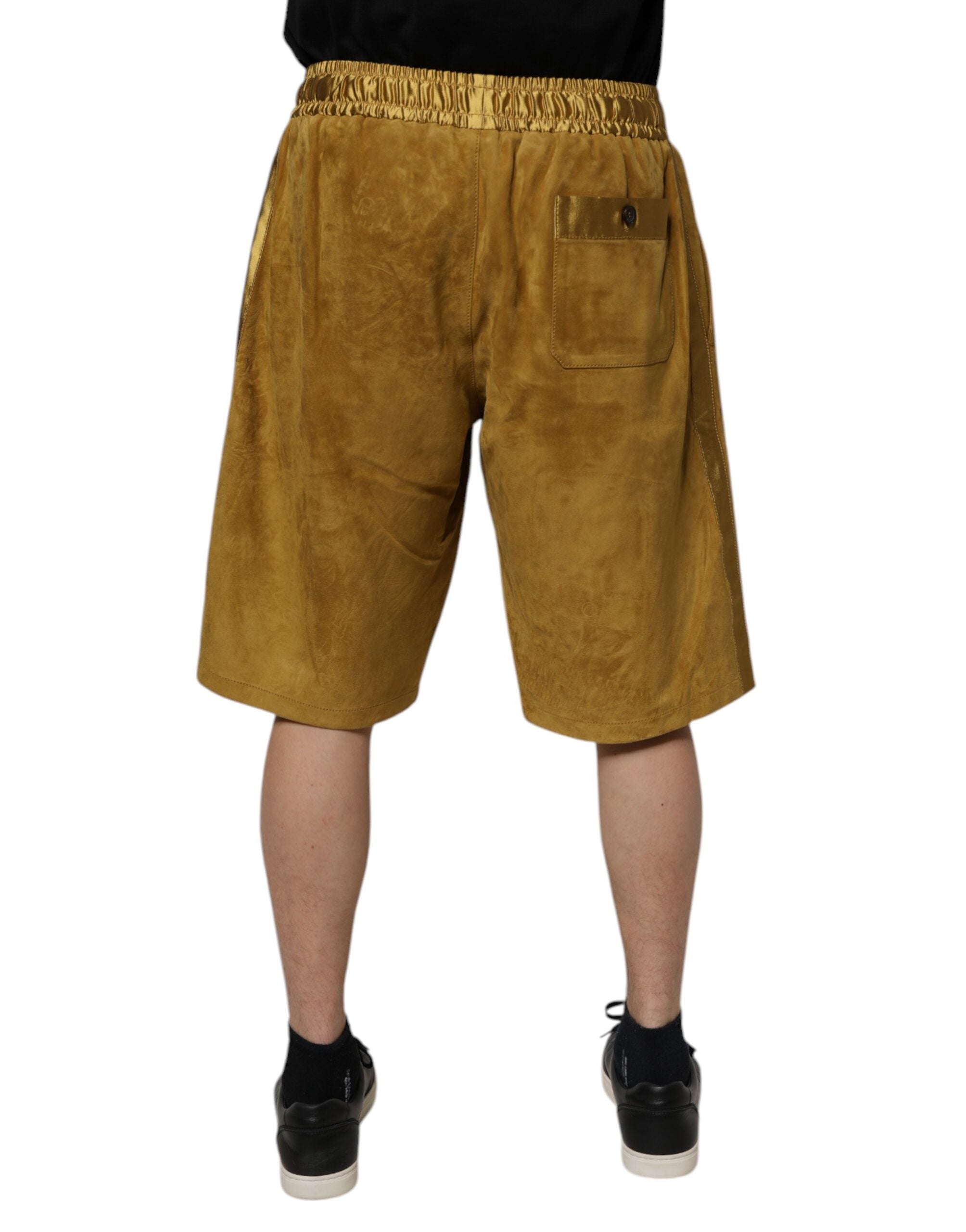 Brown Lambskin Suede Men Bermuda Shorts - ventzia