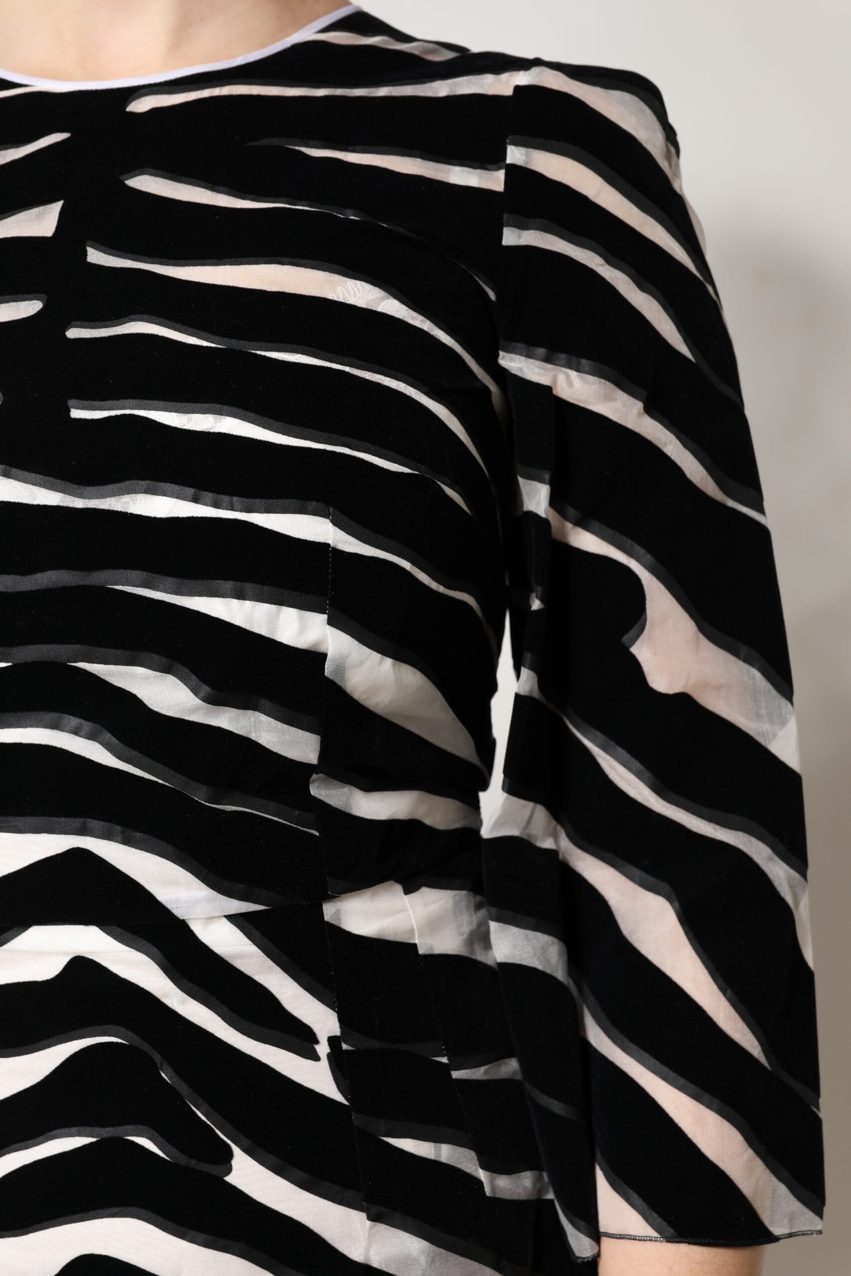 Black White Zebra A-line Sheath Mini Dress - ventzia