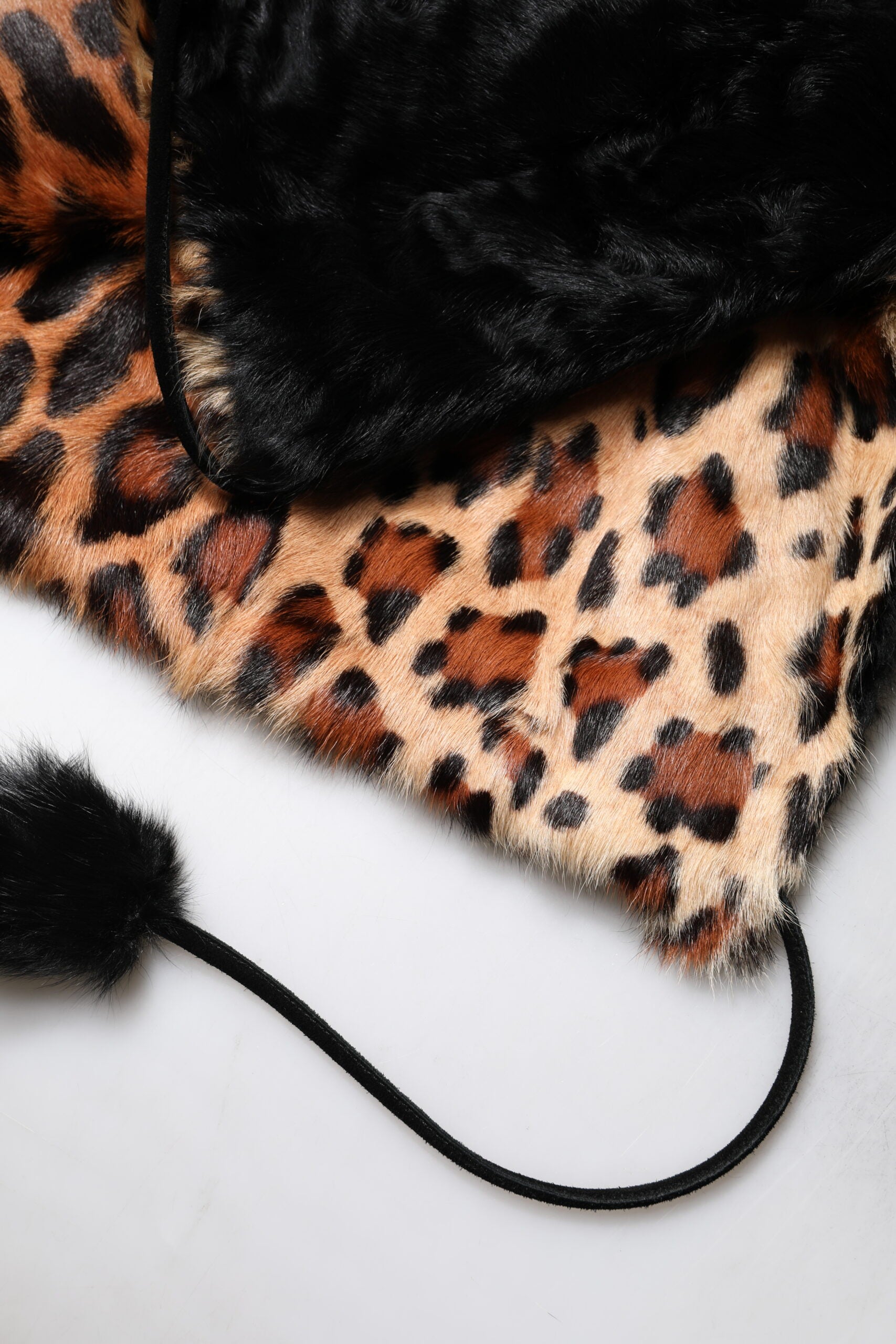 Black Lamb Fur Short Women Coat Jacket - ventzia