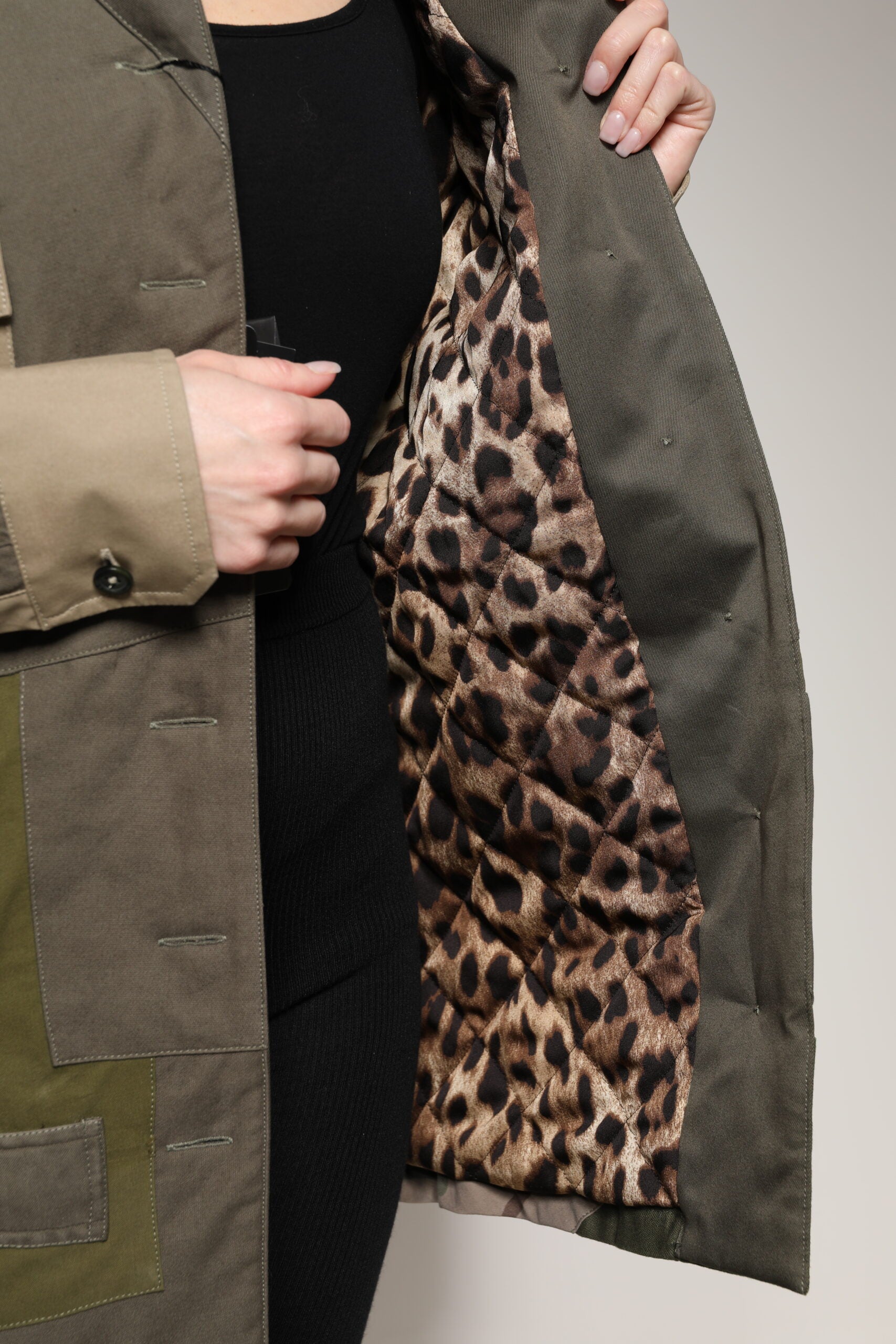 Military Green Cotton Button Down Jacket - ventzia