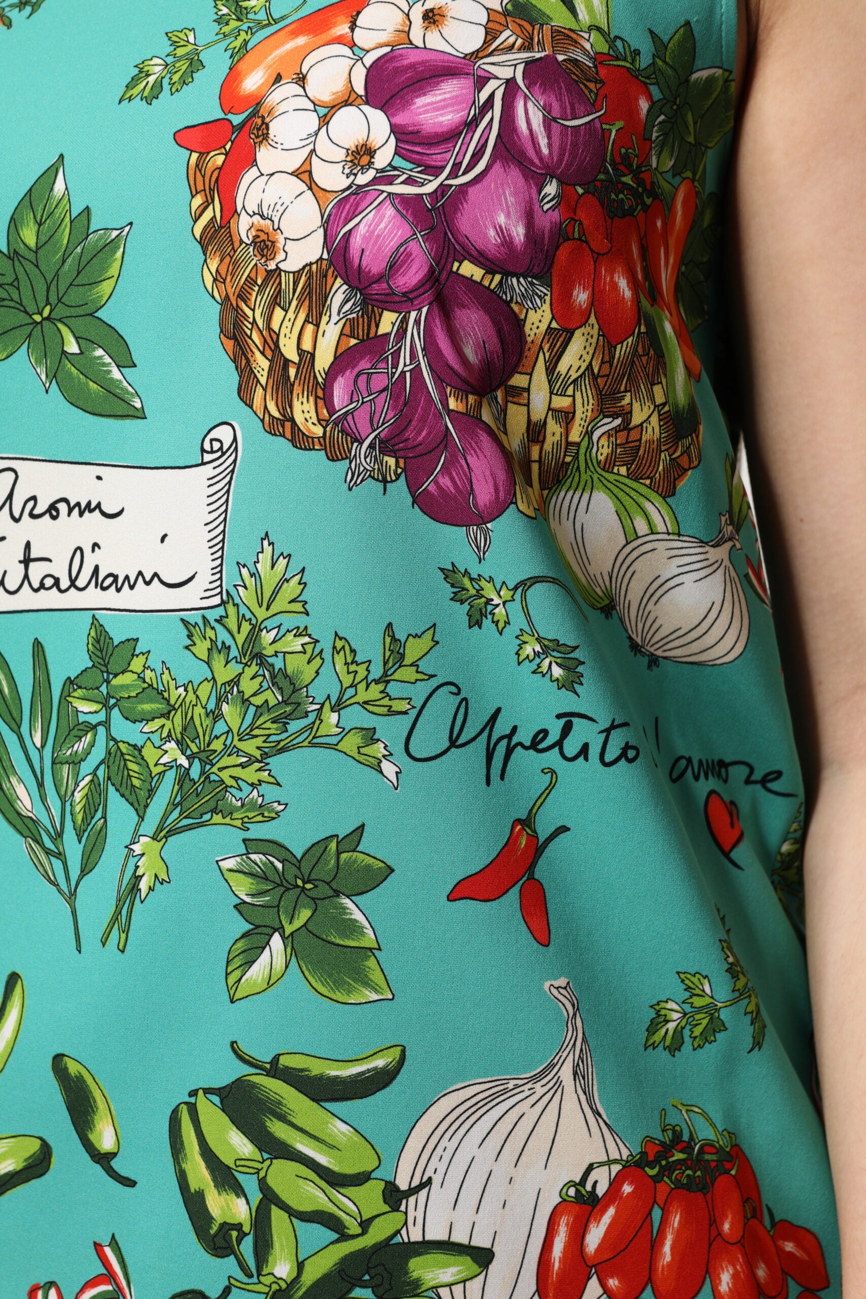 Multicolor Floral Silk Sleeveless Tank Top - ventzia