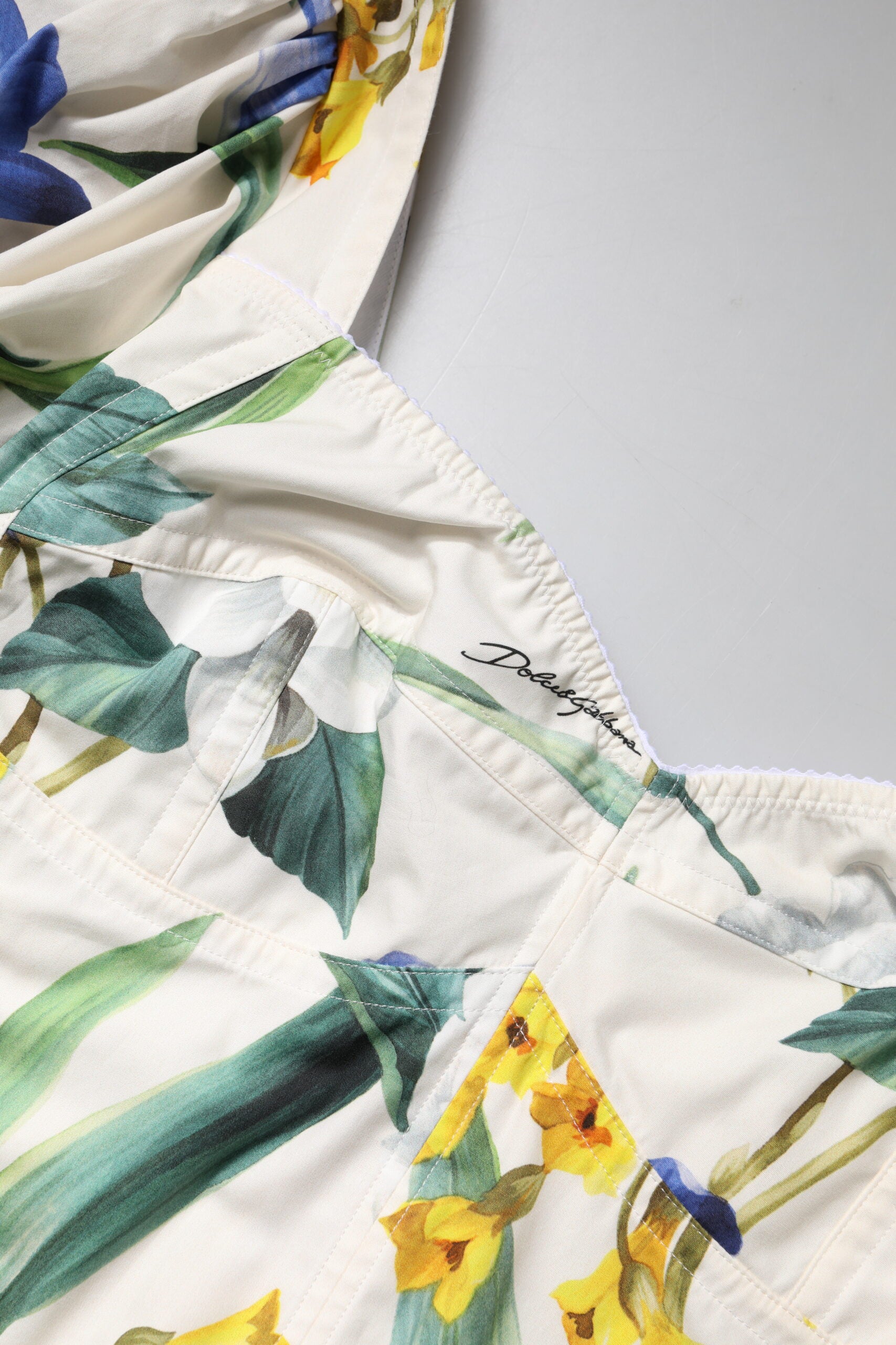 White Floral Puff Sleeves Crop Blouse Top - ventzia