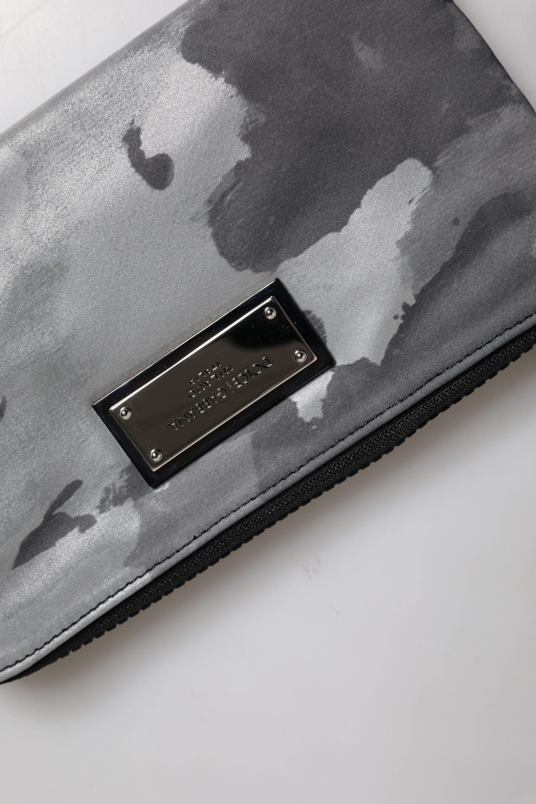 Black Gray Camouflage Logo Plaque Keyring Pouch Bag - ventzia