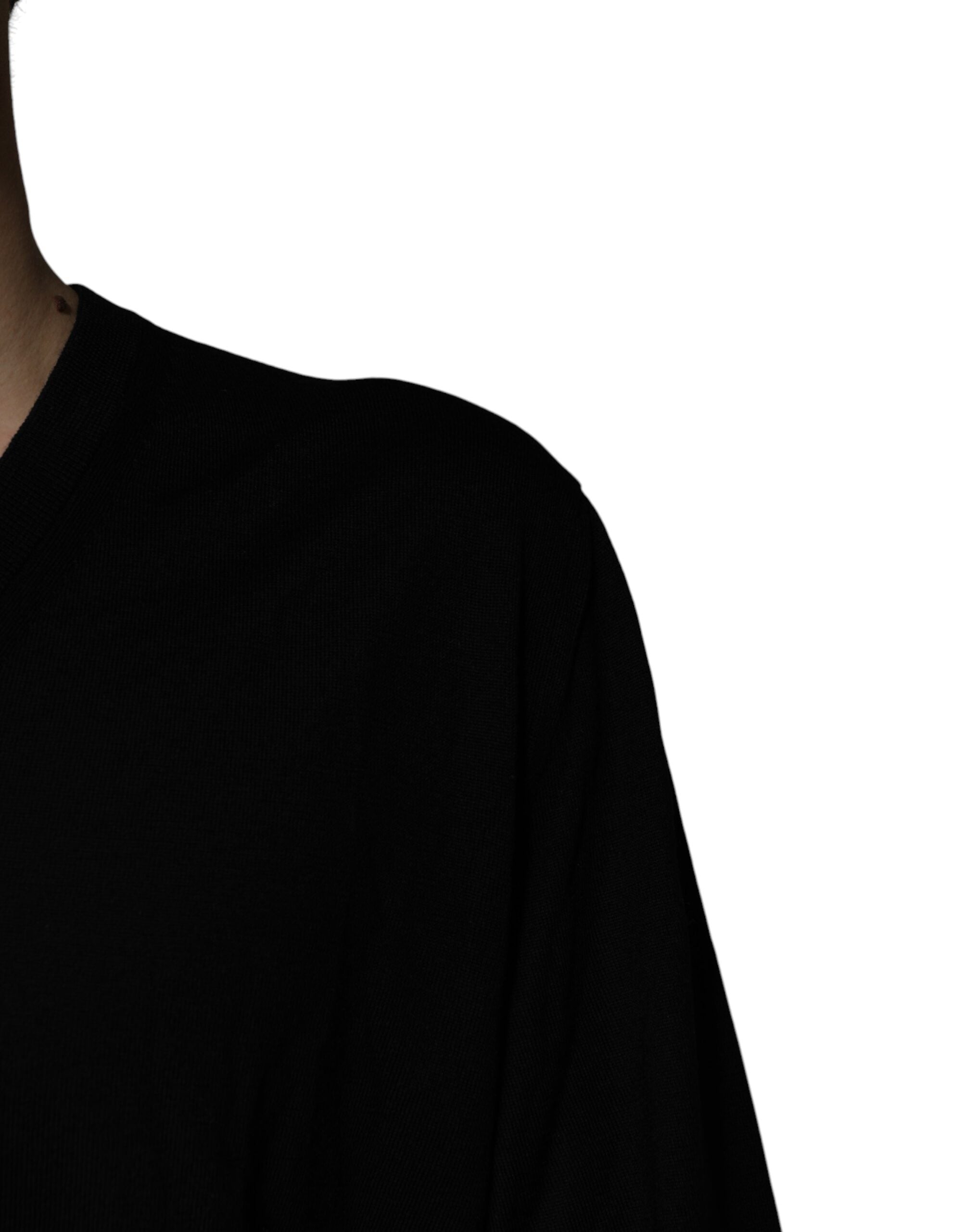 Black Camouflage V-neck Pullover Sweater - ventzia