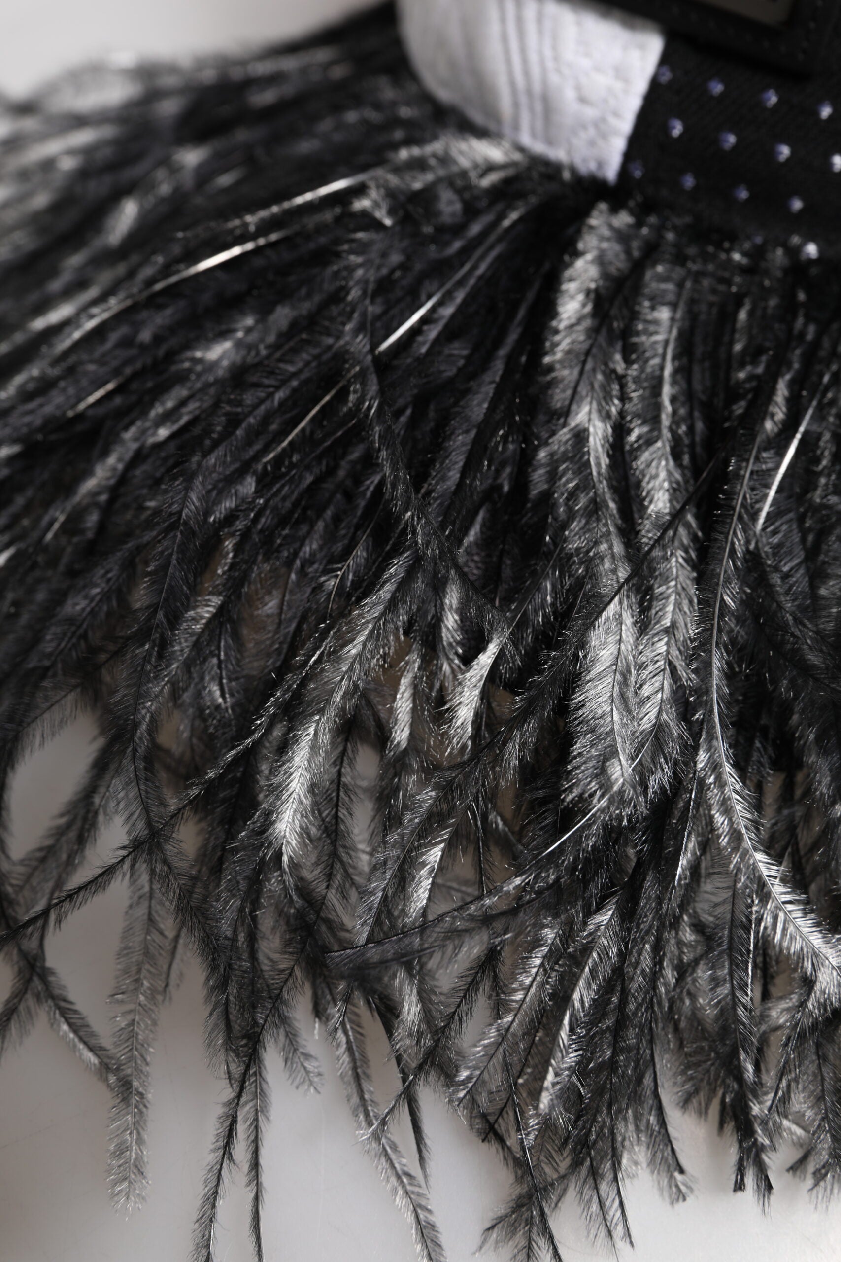 White Black Polka Dot Feathers Baseball Cap - ventzia