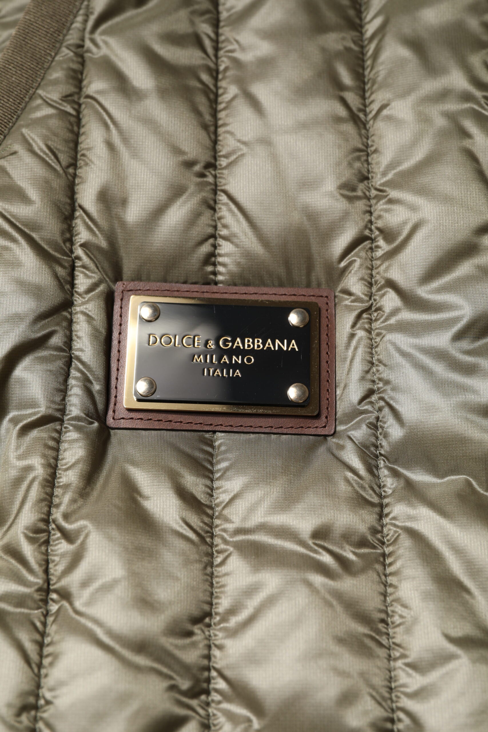 Brown Logo Plaque Quilted Vest Jacket - ventzia